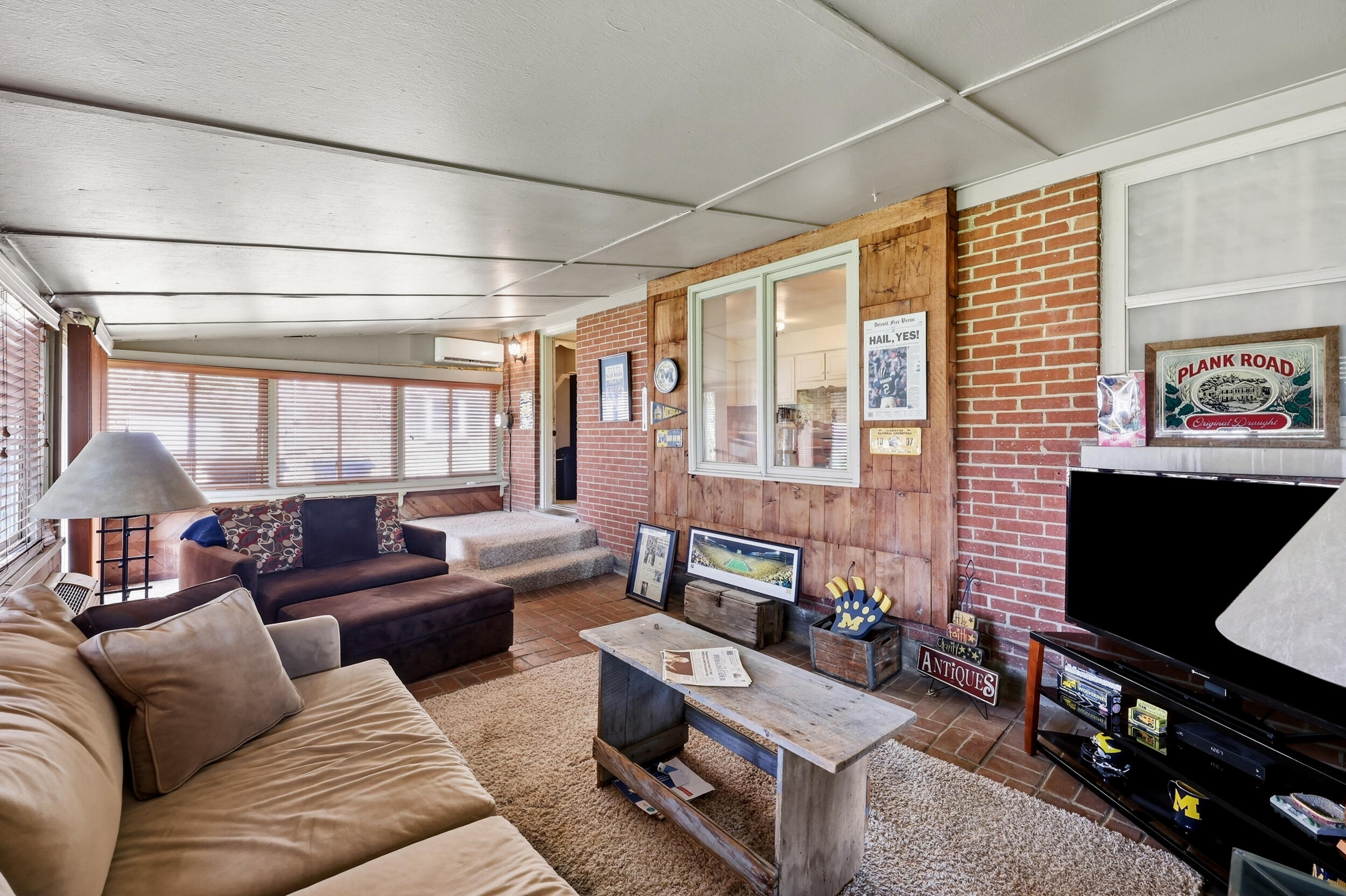 564 Saint Anthony Drive Property Photo 19