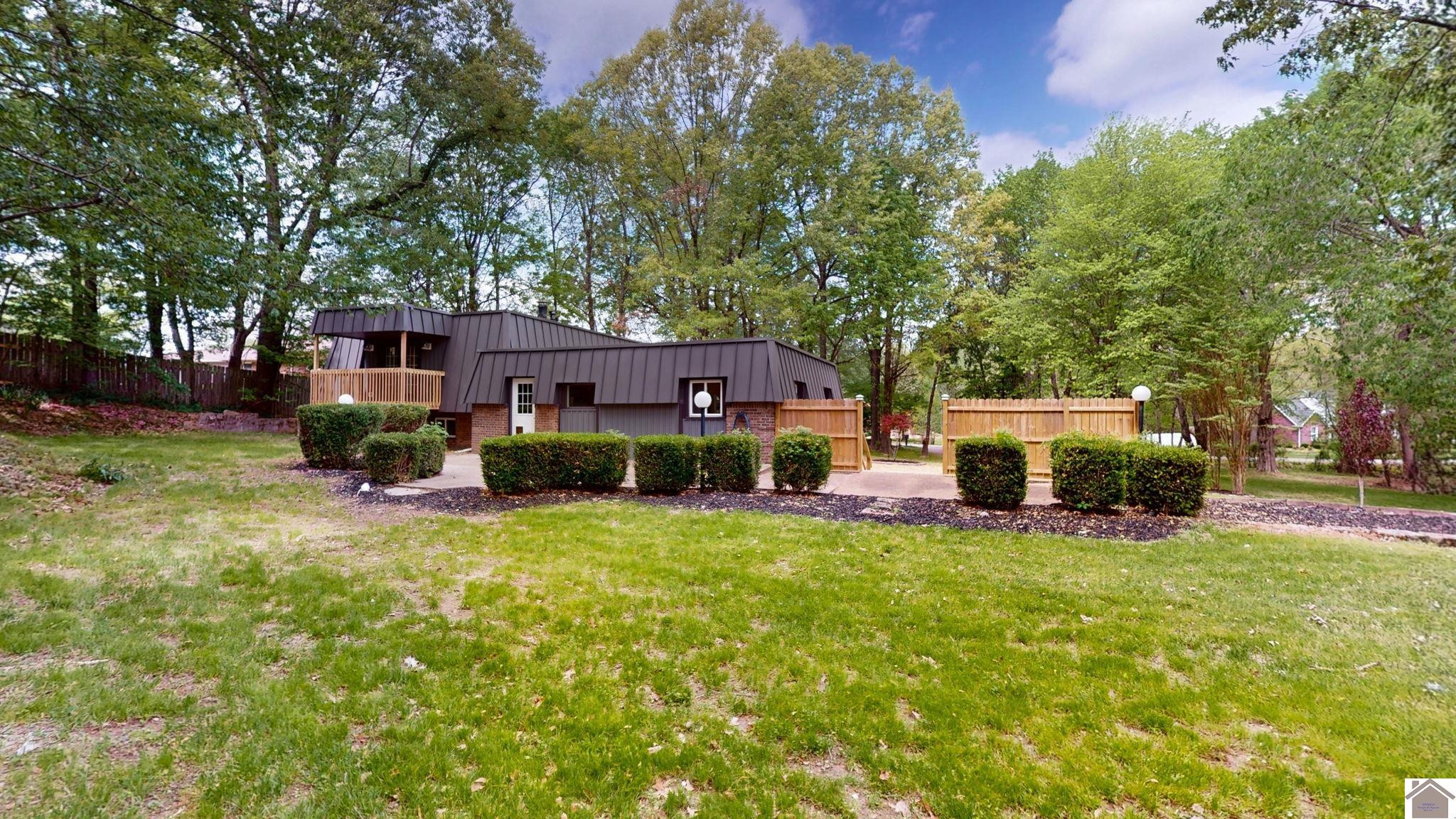 130 Garland Drive Property Photo 9