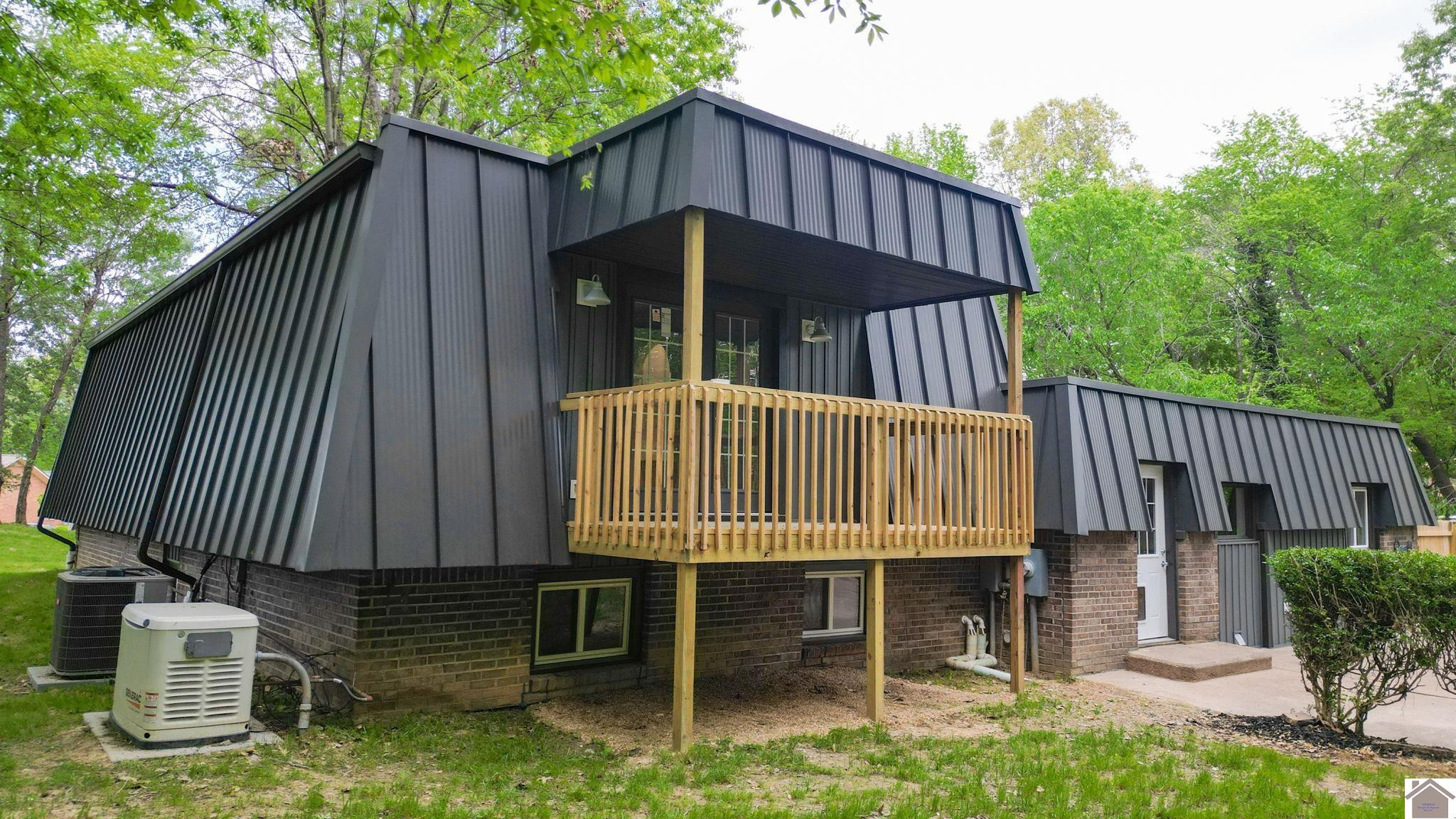 130 Garland Drive Property Photo 14
