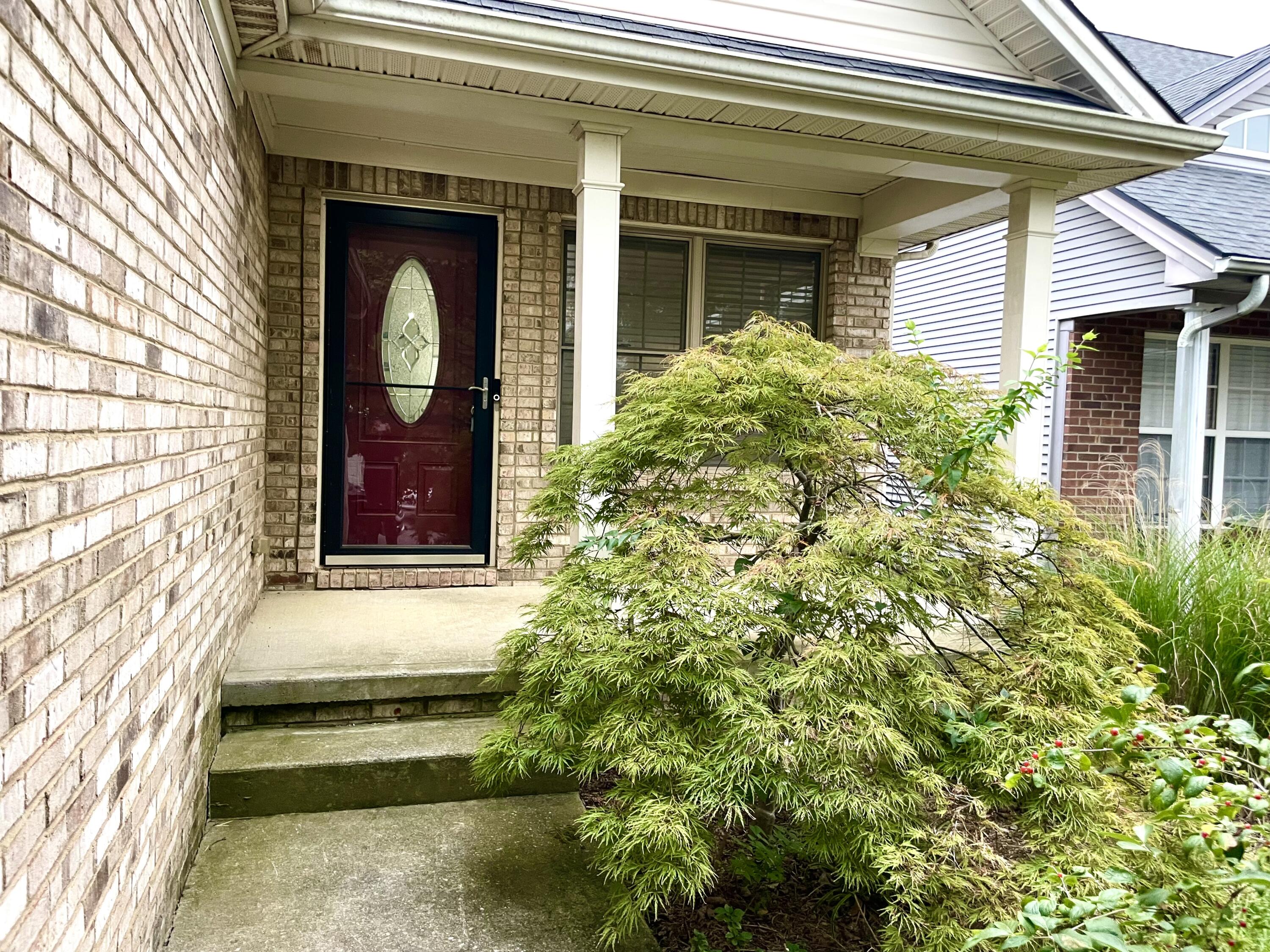 457 Mcconnells Trace Property Photo 1