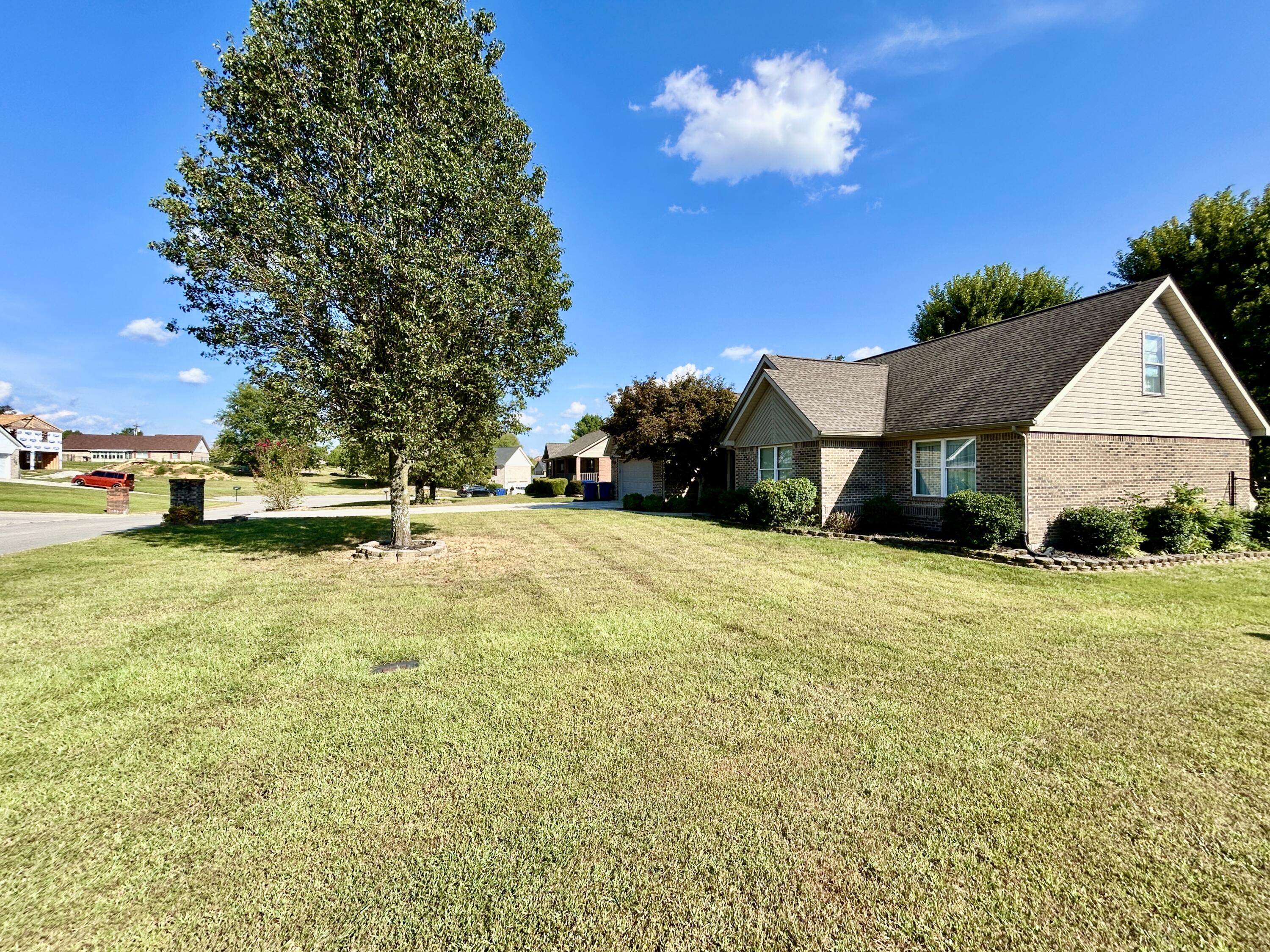 254 Observation Pointe Drive Property Photo 3