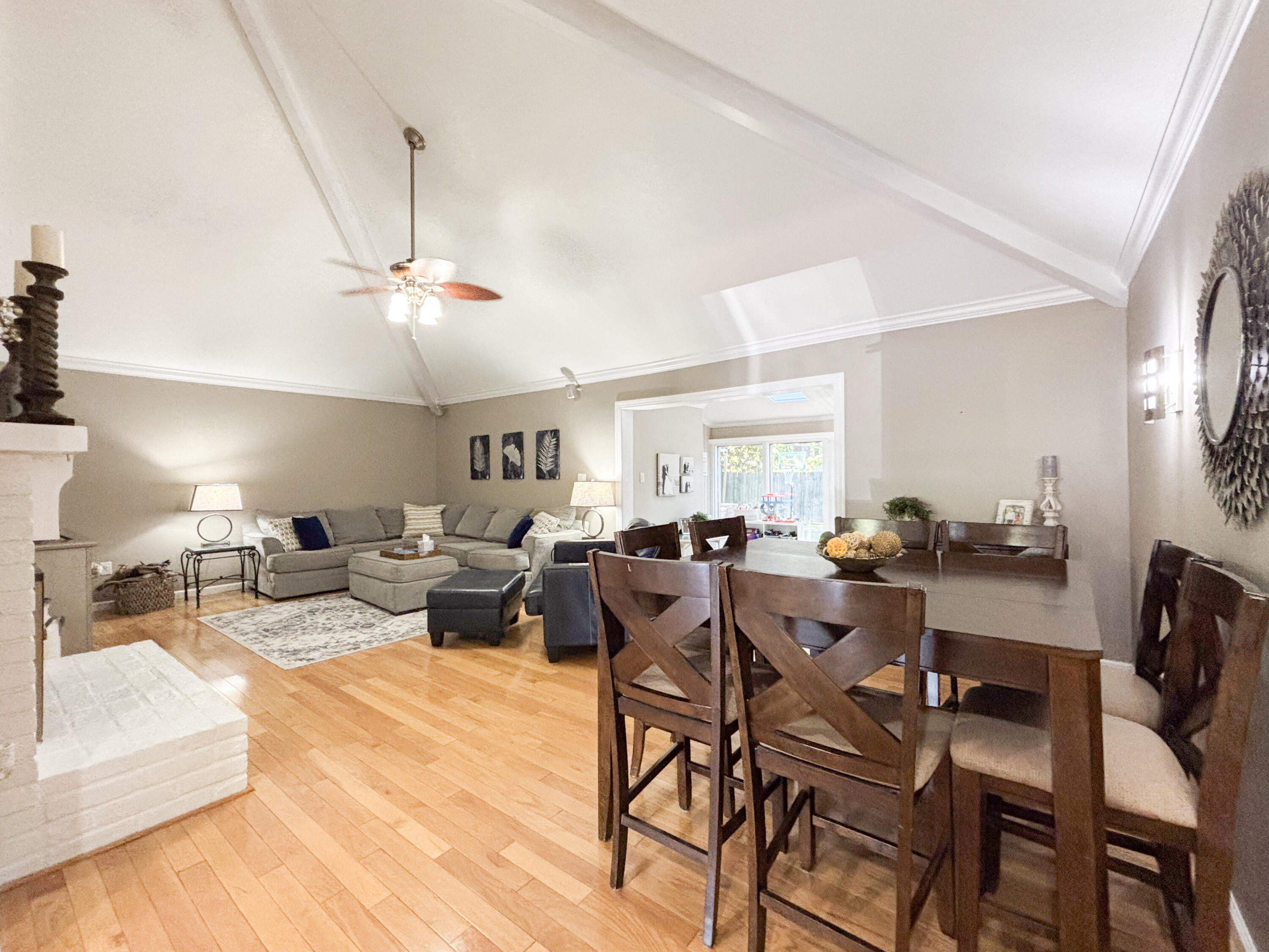 4280/4282 Forest Cove Property Photo 7