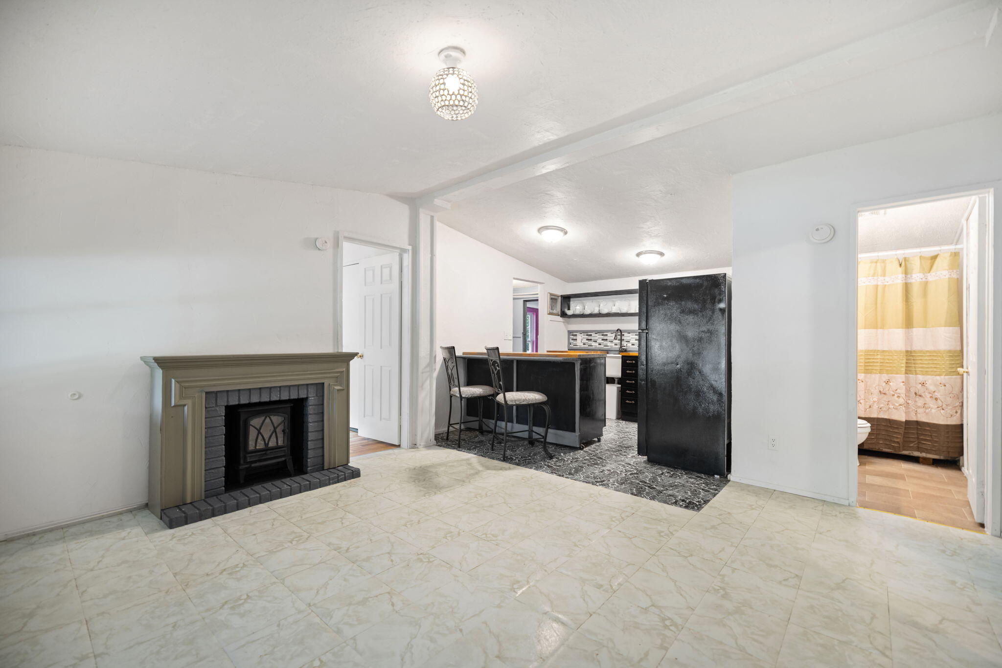 227 Jameson Street Property Photo 2