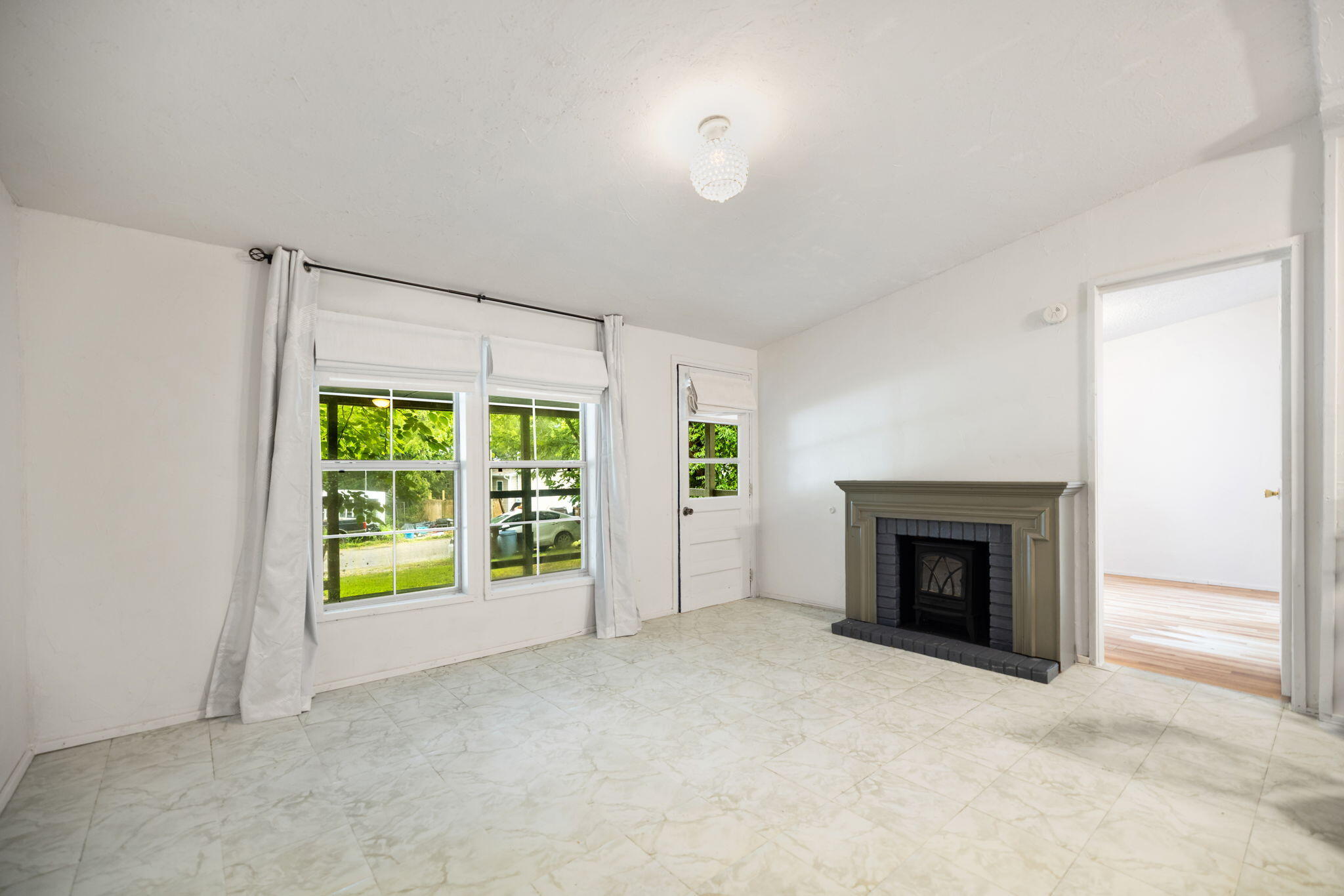 227 Jameson Street Property Photo 5