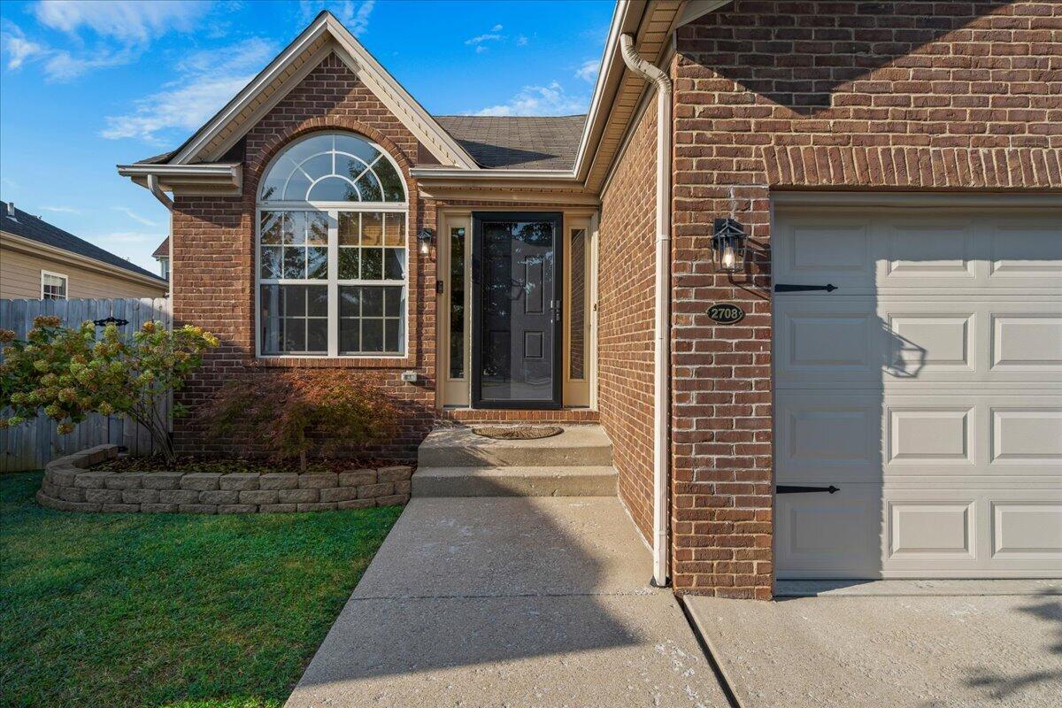 2708 Mountain Laurel Circle Property Photo 4