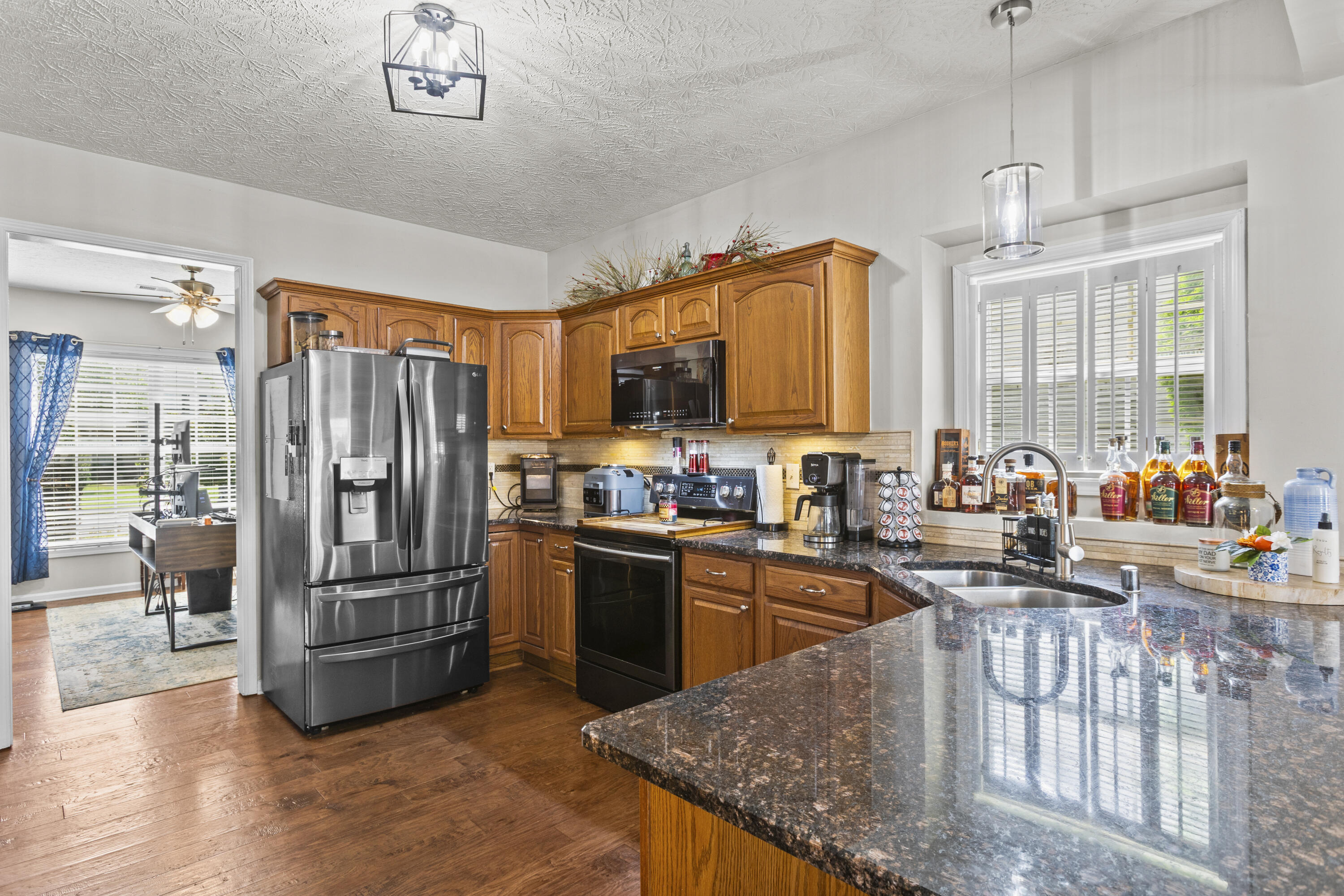 172 Hawthorne Drive Property Photo 17