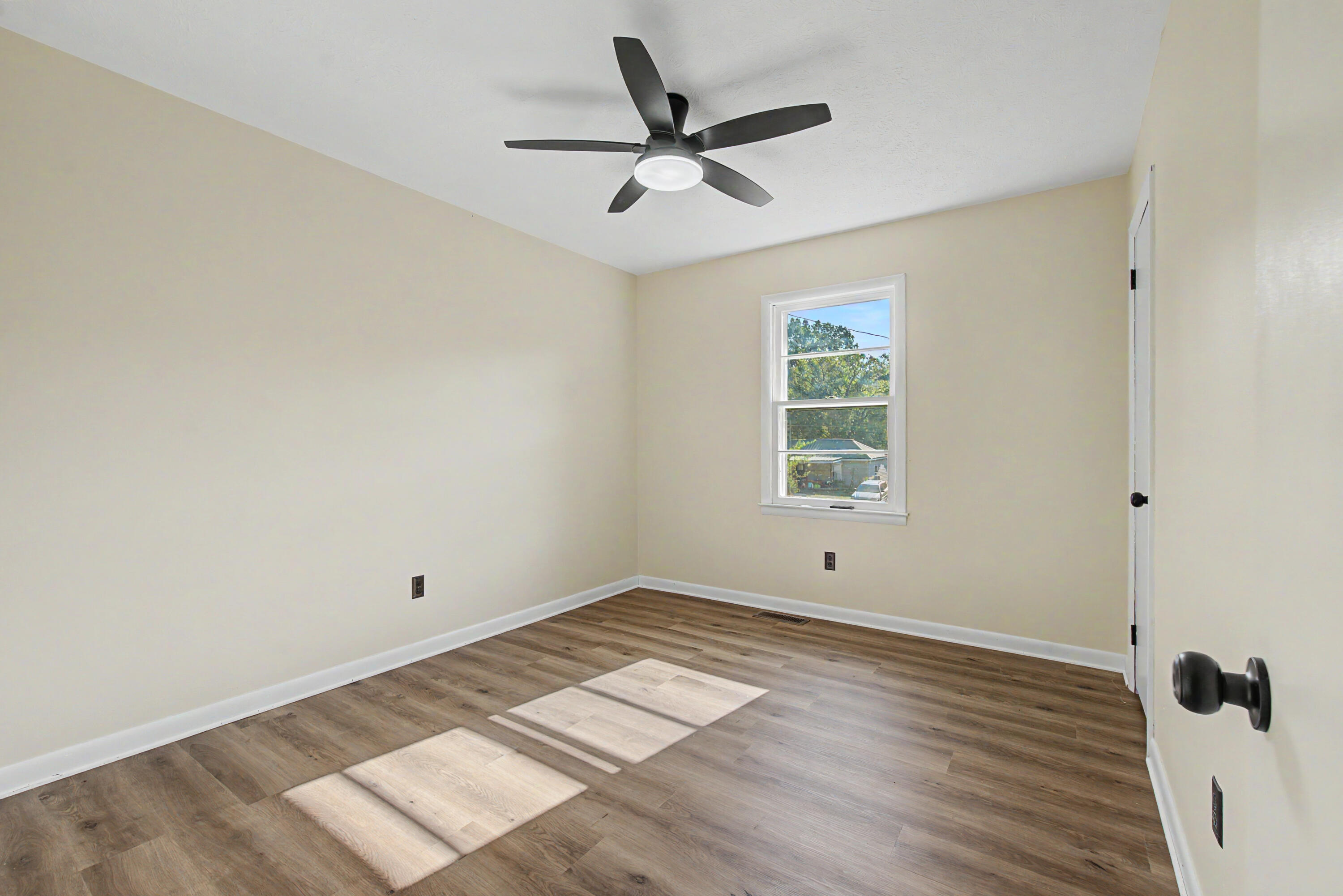 145 Wallace Avenue Property Photo 13
