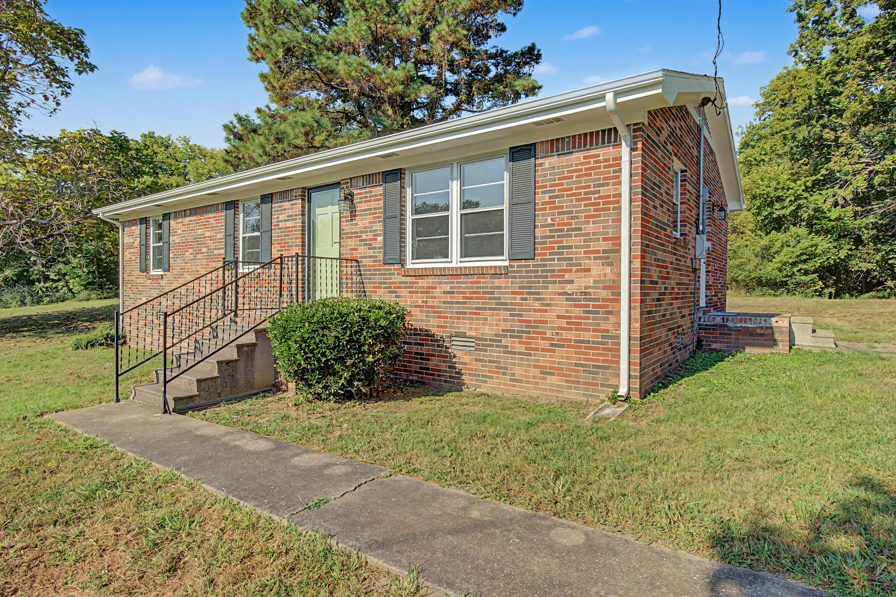 145 Wallace Avenue Property Photo 18