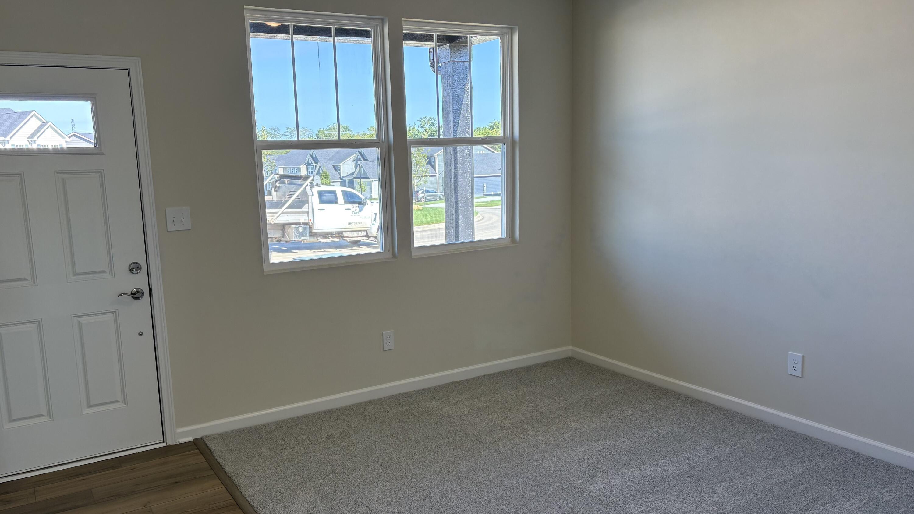 16932 Aiken Ridge Circle Property Photo 2