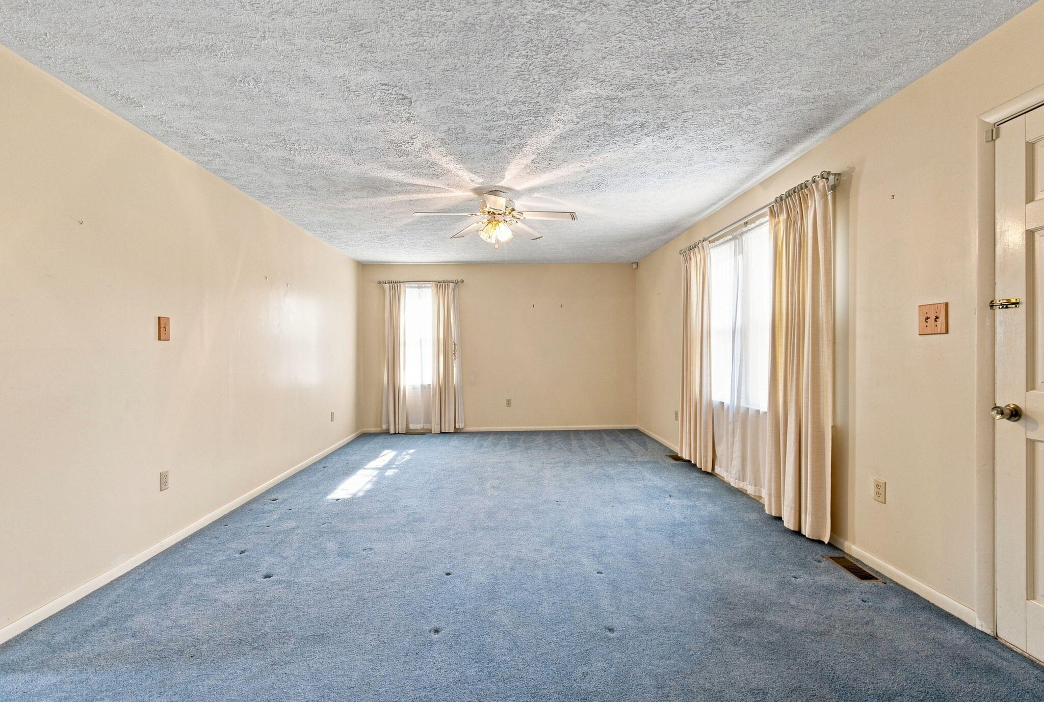 380 Licking Valley Road Property Photo 12
