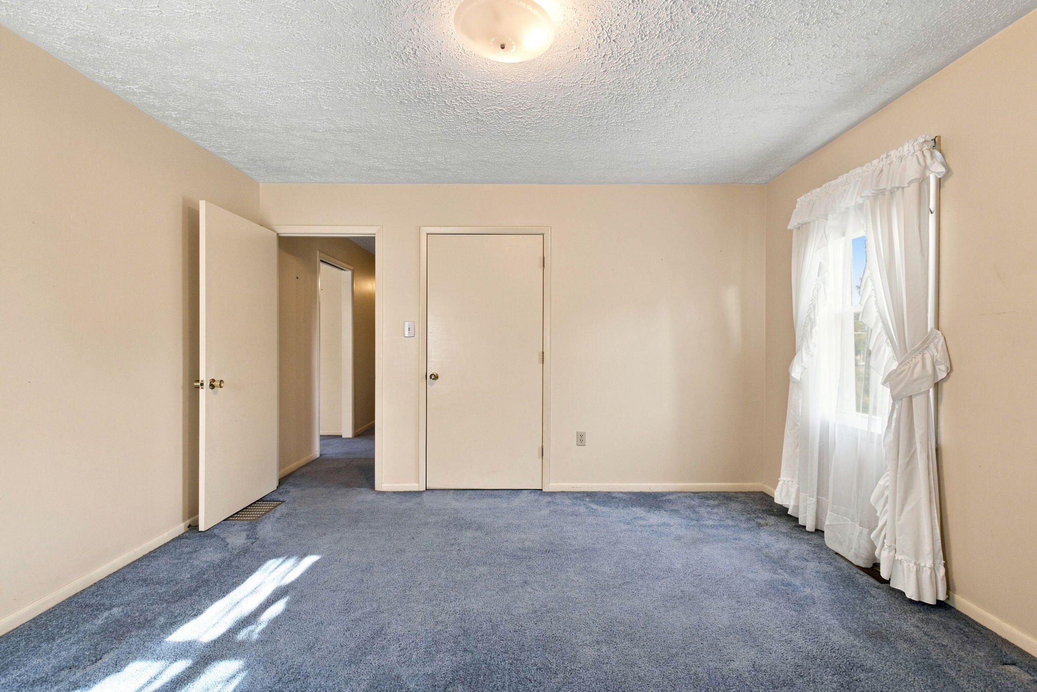 380 Licking Valley Road Property Photo 15