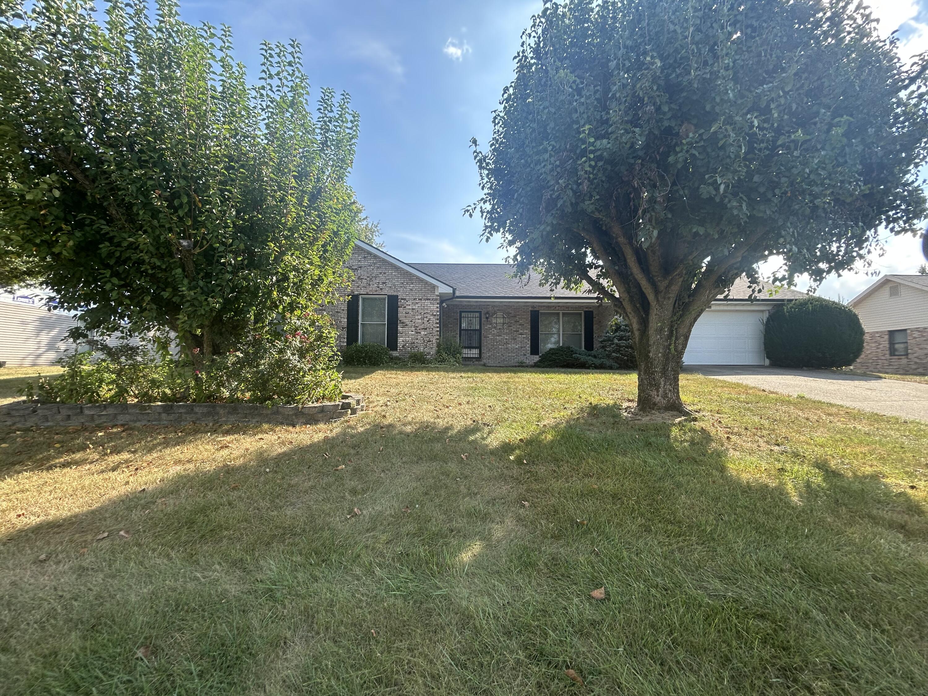 1014 Hunters Run Property Photo 2
