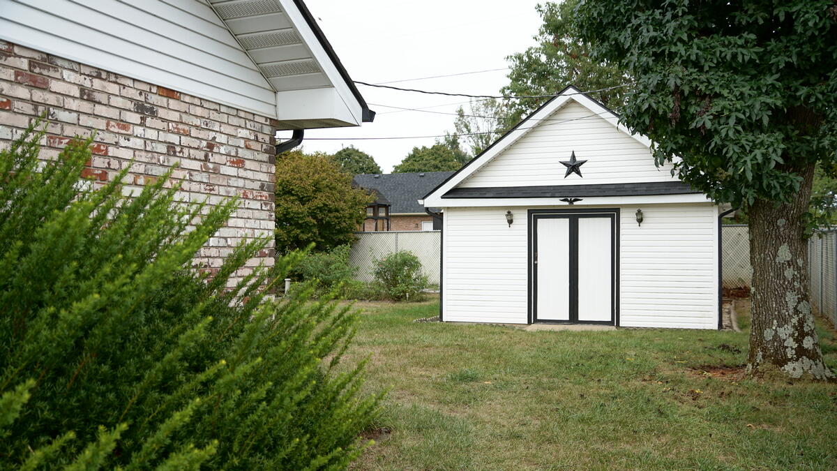 1014 Hunters Run Property Photo 3