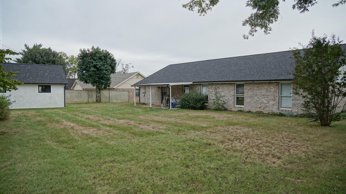 1014 Hunters Run Property Photo 7