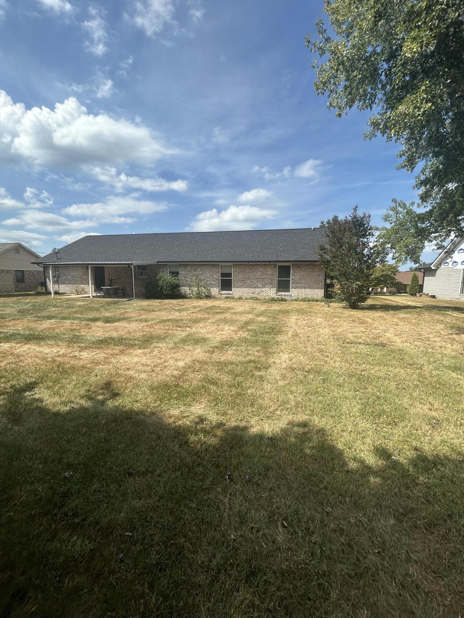 1014 Hunters Run Property Photo 8