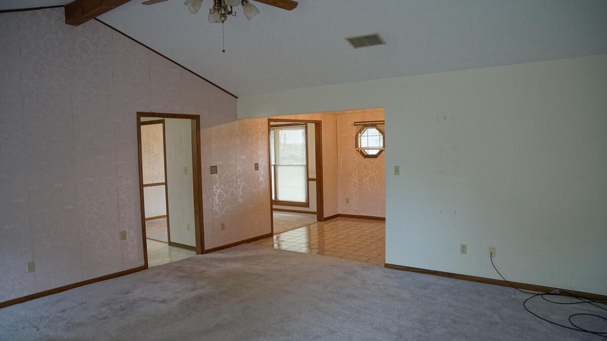 1014 Hunters Run Property Photo 19