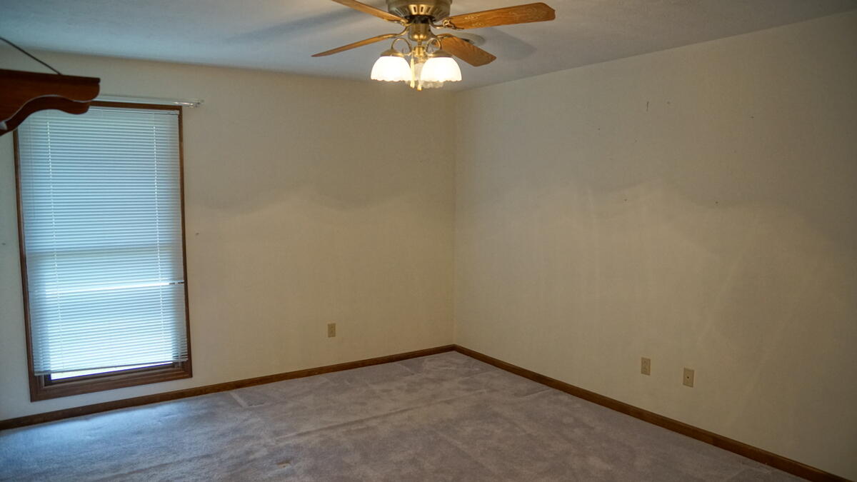 1014 Hunters Run Property Photo 27