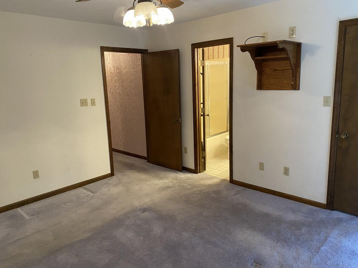 1014 Hunters Run Property Photo 47