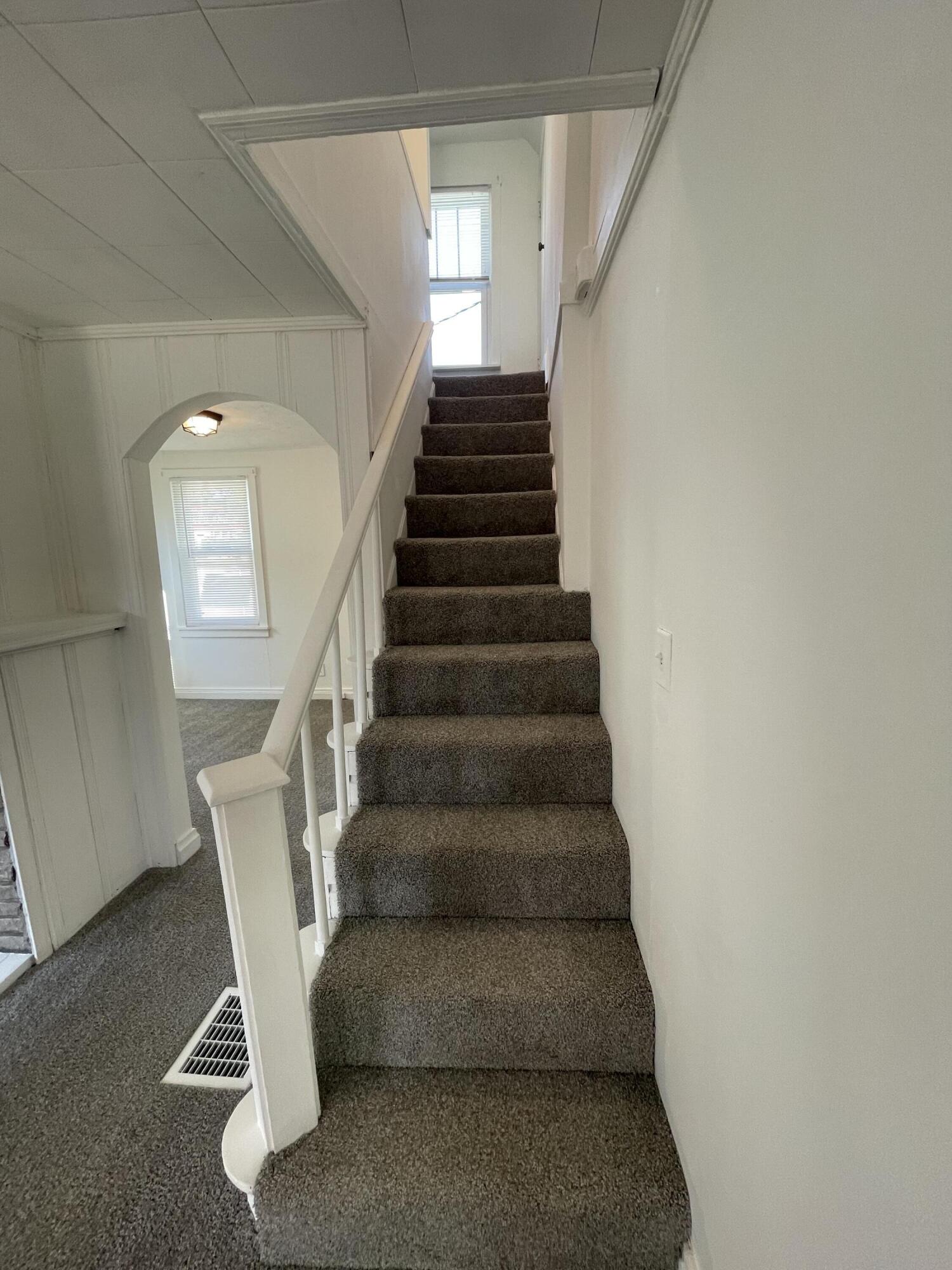 401 E Adair Street Property Photo 19