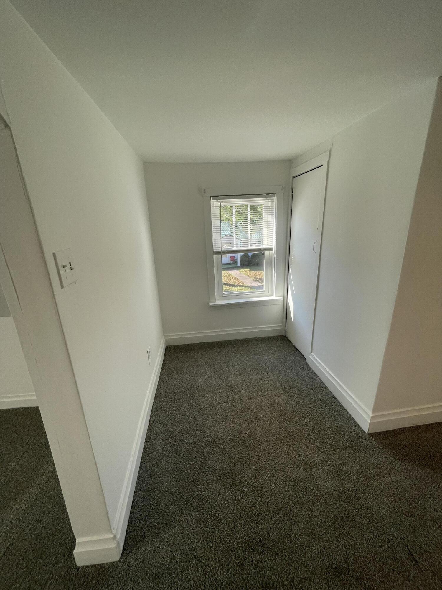 401 E Adair Street Property Photo 21