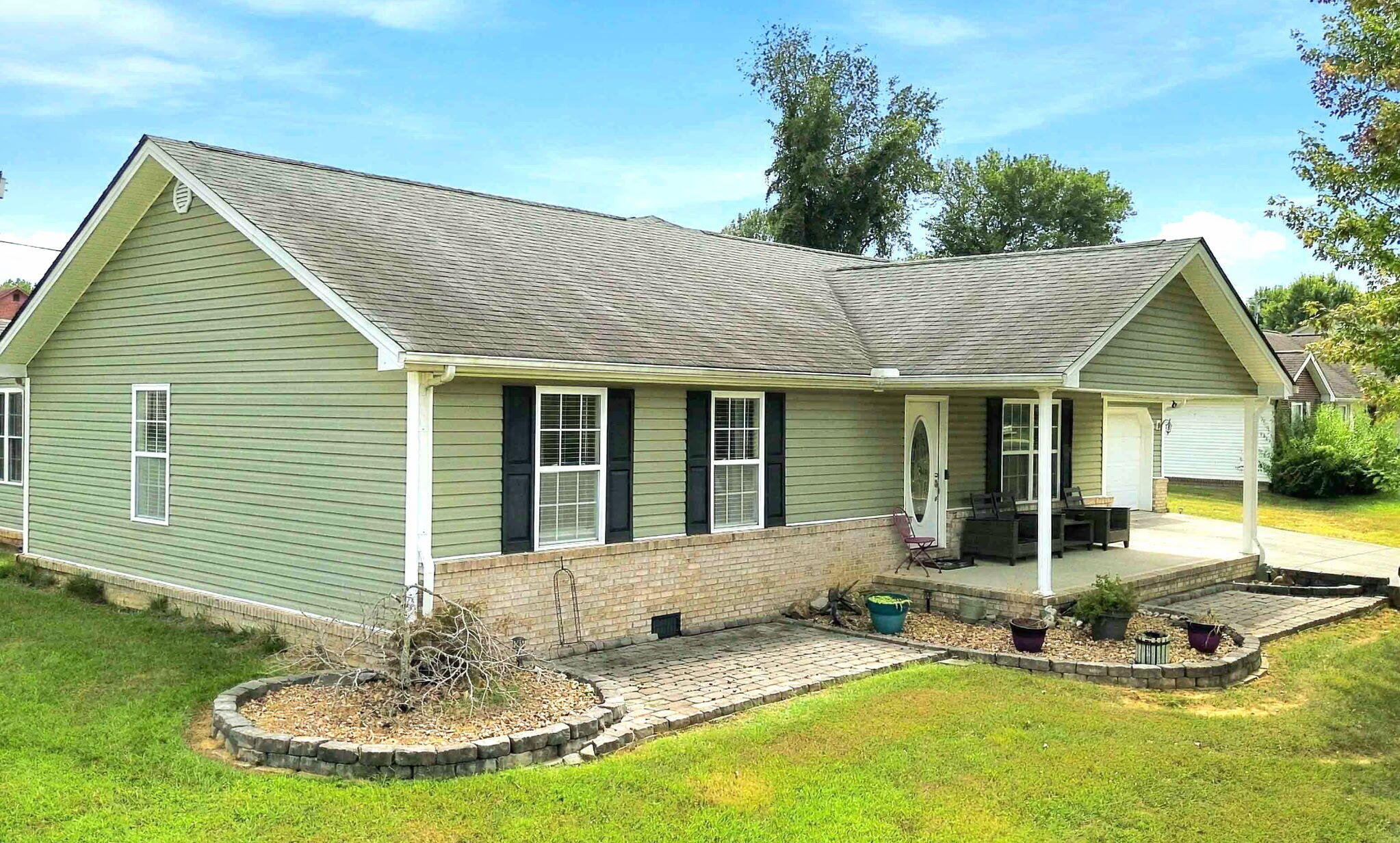 158 Ridgewood Circle Property Photo 1