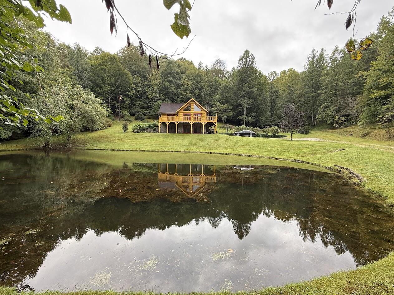 1040 Red Hill Road Property Photo 3