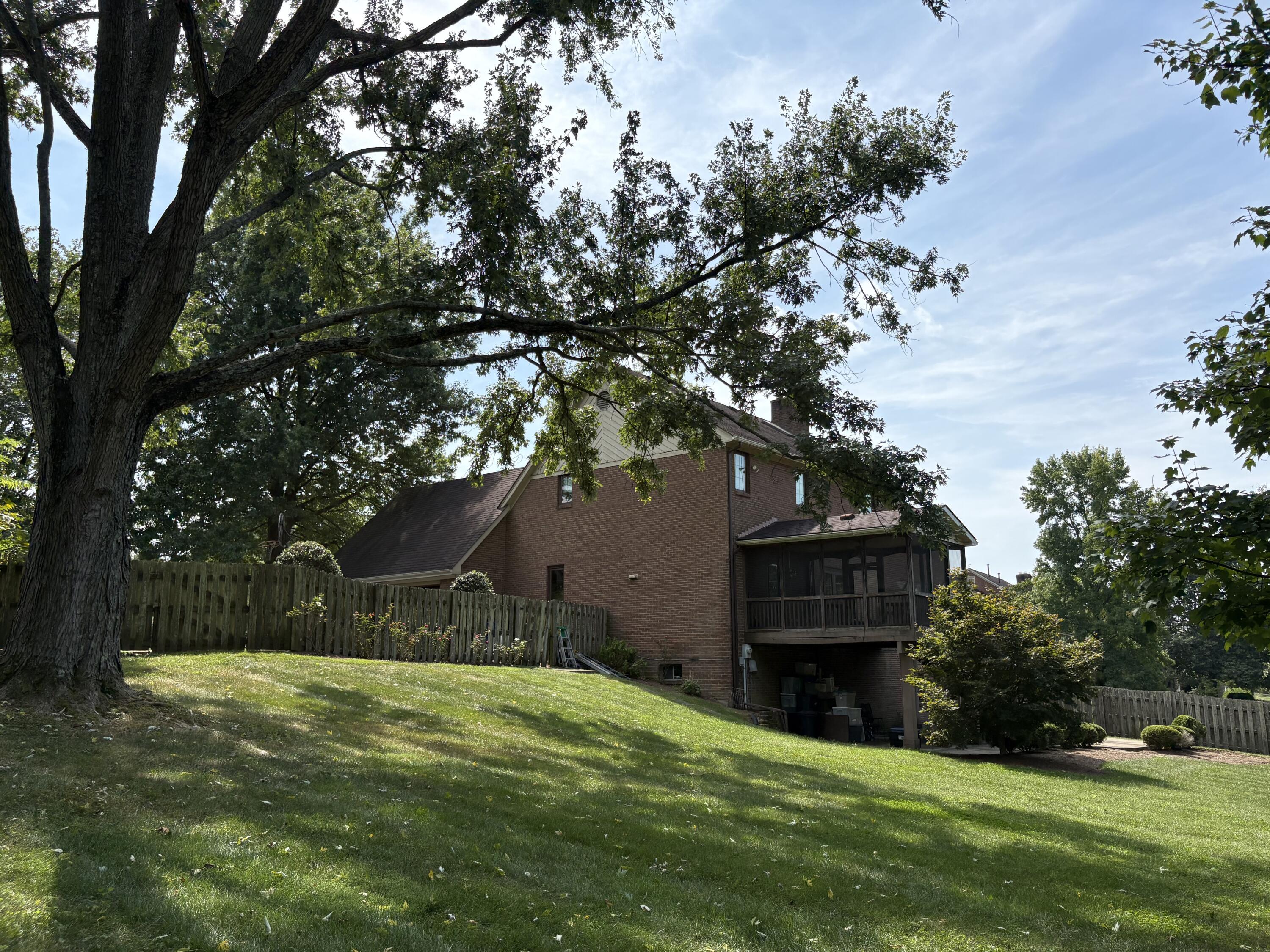 2117 Broadhead Place Property Photo 8