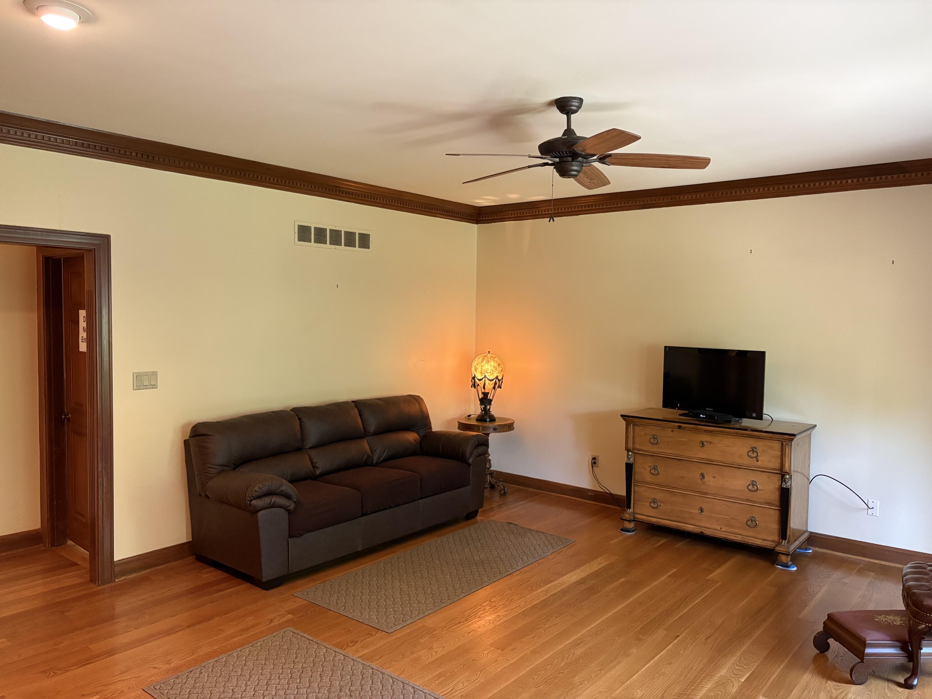 2117 Broadhead Place Property Photo 16
