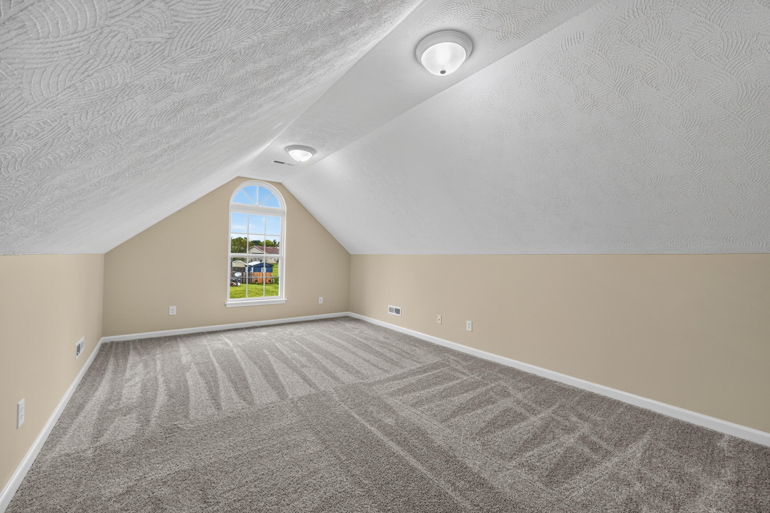 147 Serena Way Property Photo 31