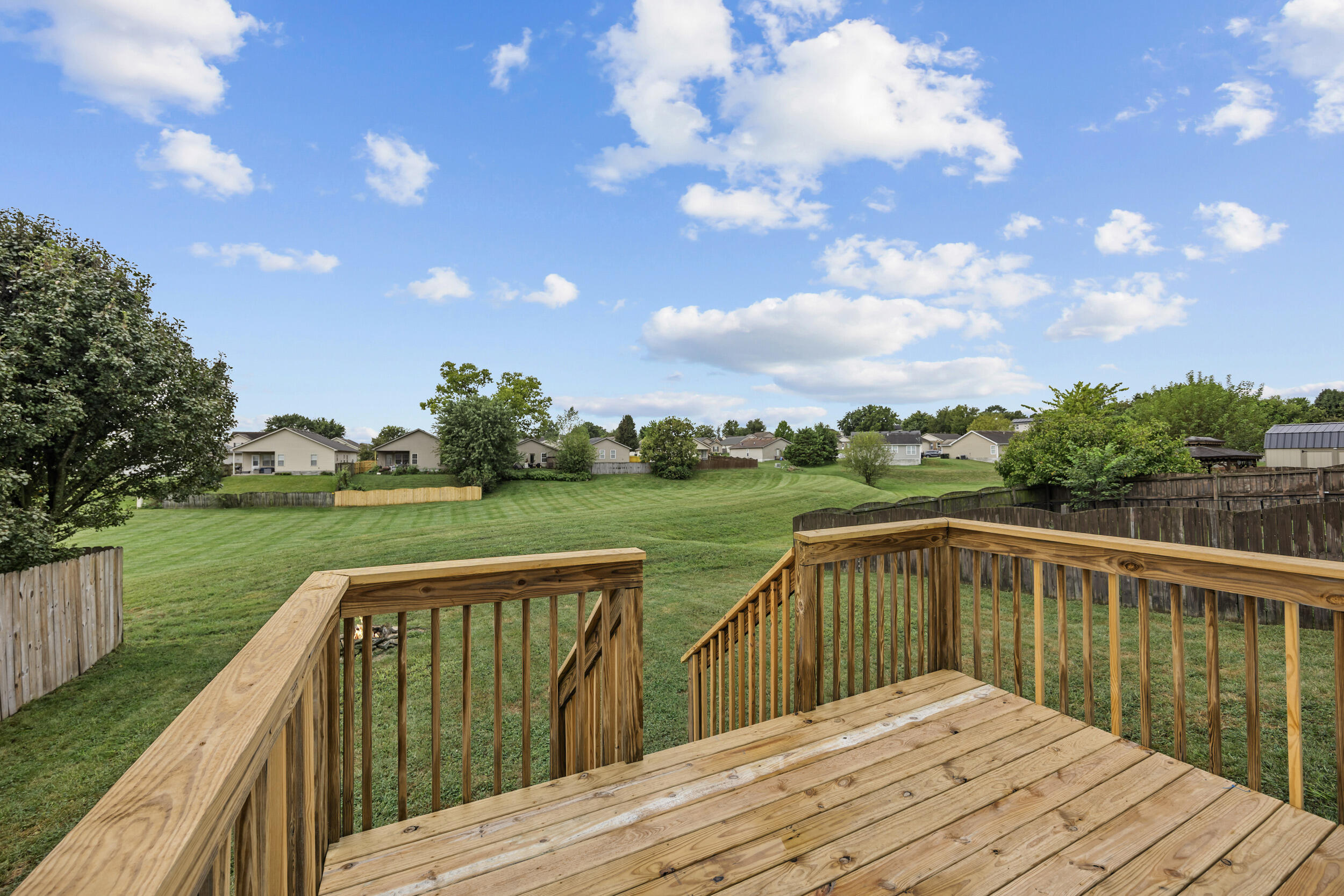 147 Serena Way Property Photo 34