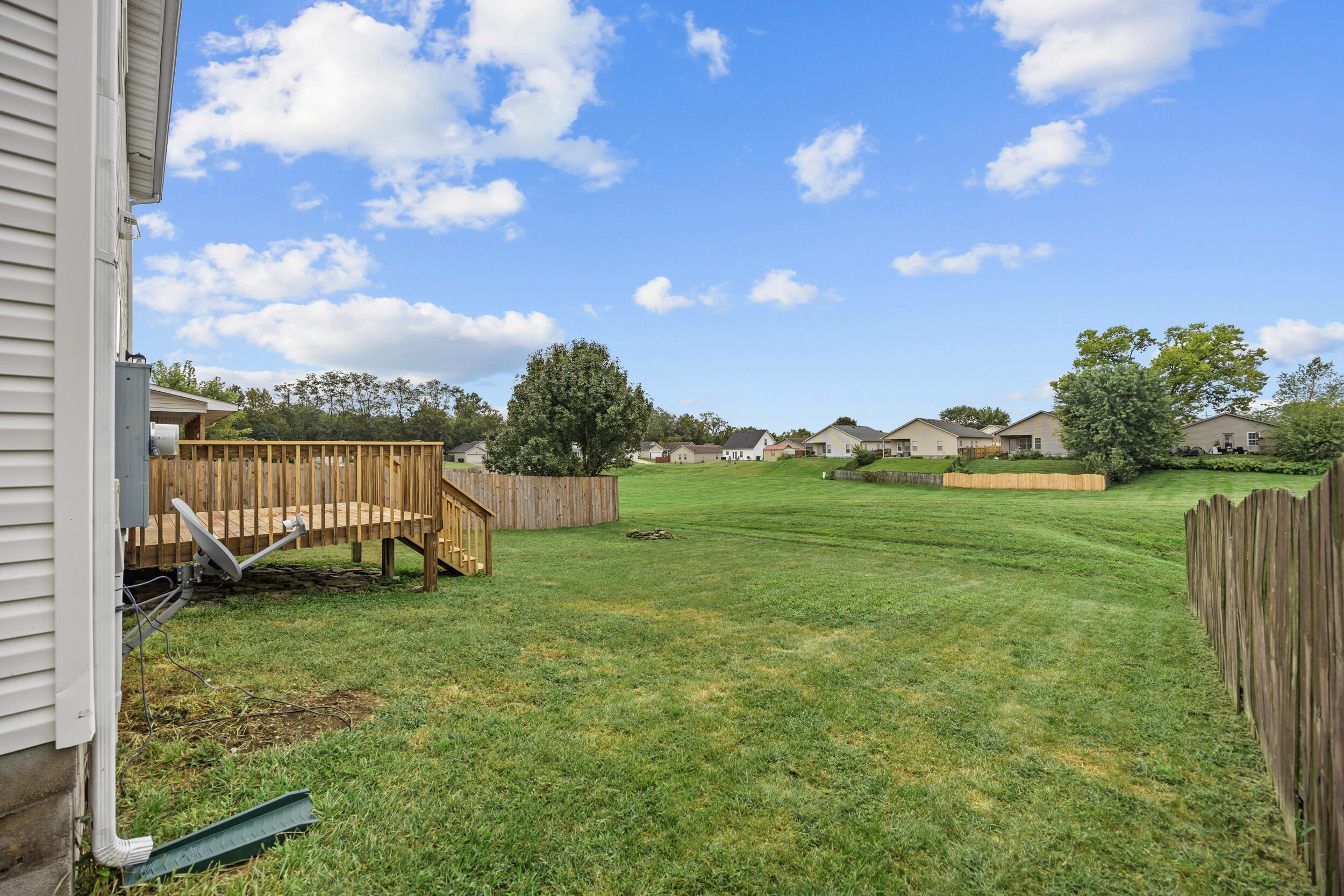 147 Serena Way Property Photo 38