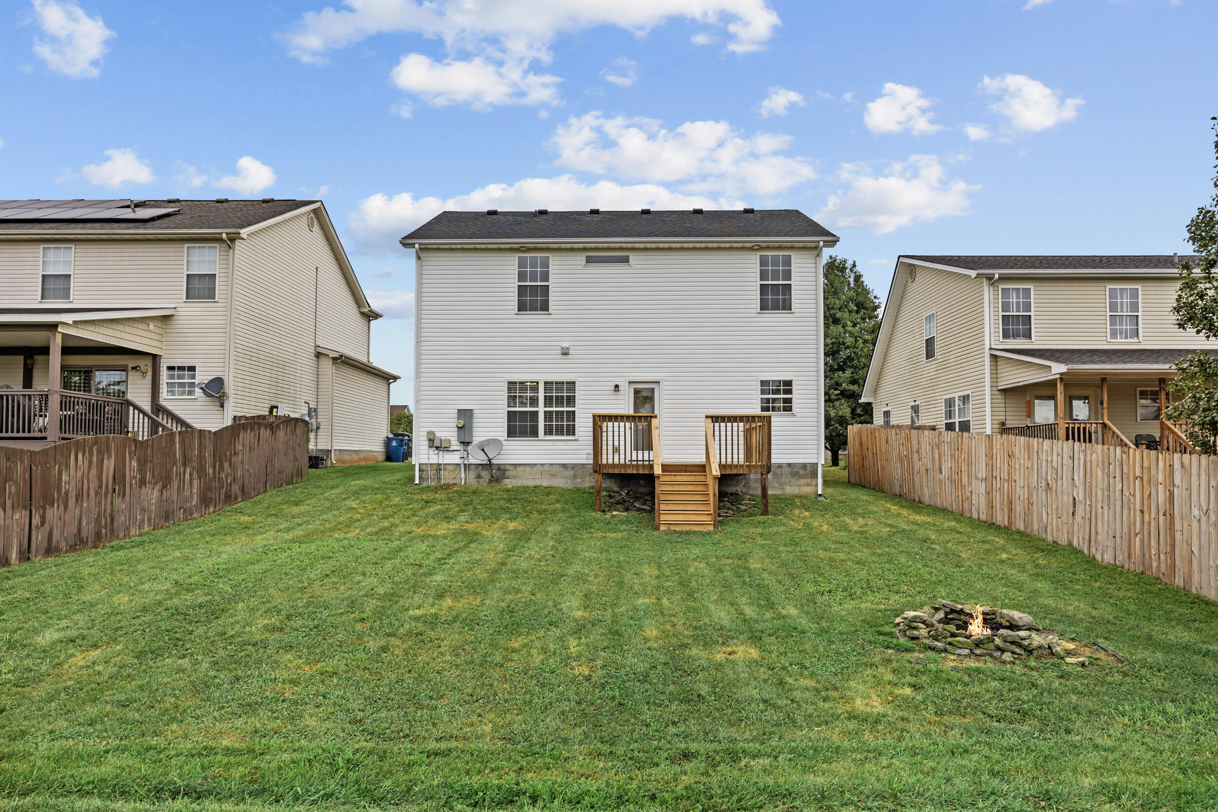 147 Serena Way Property Photo 39