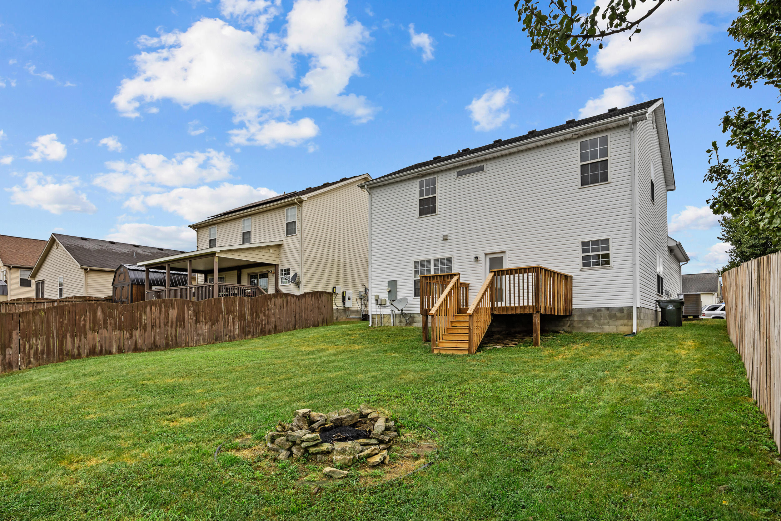 147 Serena Way Property Photo 42