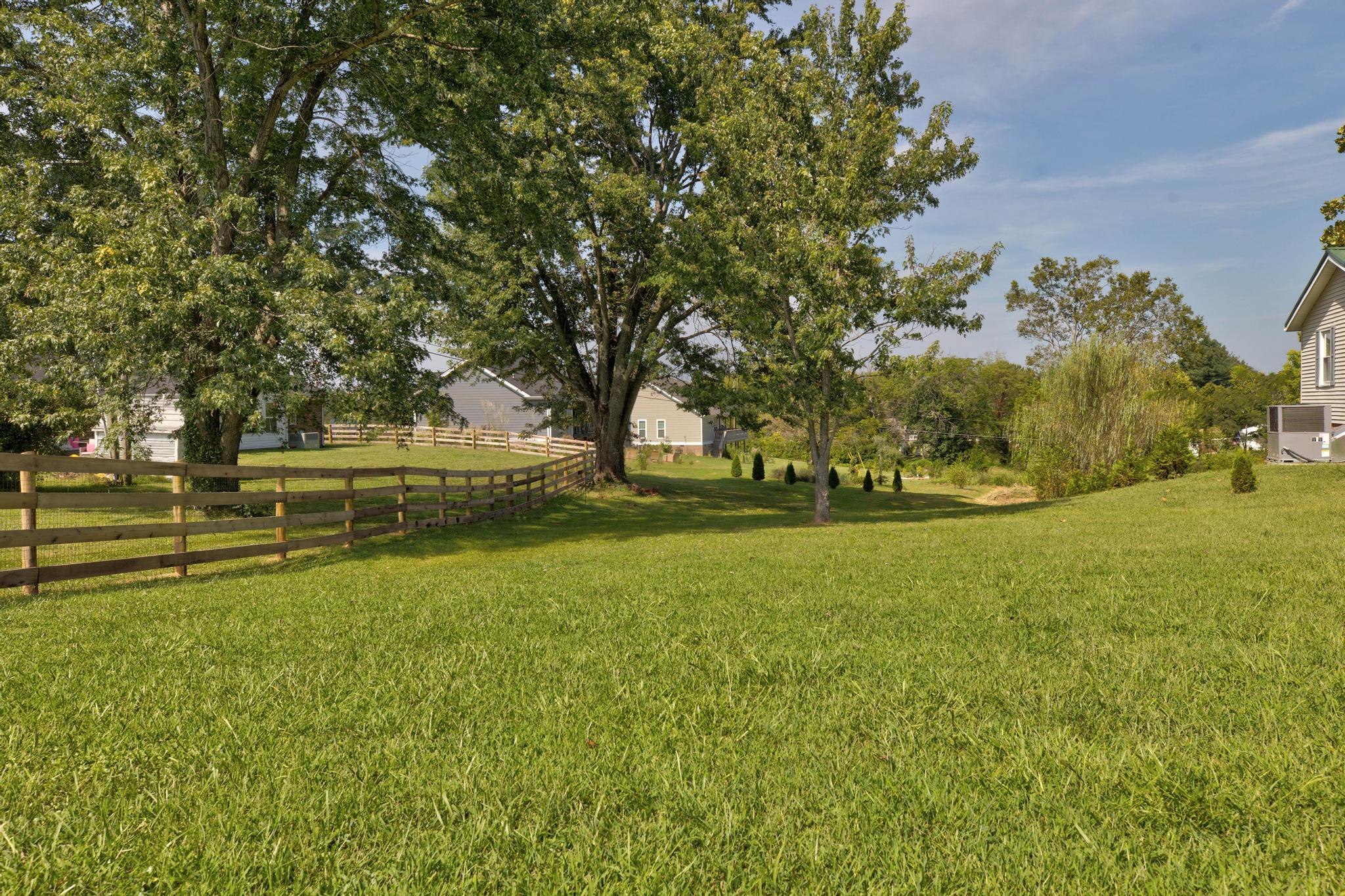 323 Dreyfus Road Property Photo 46