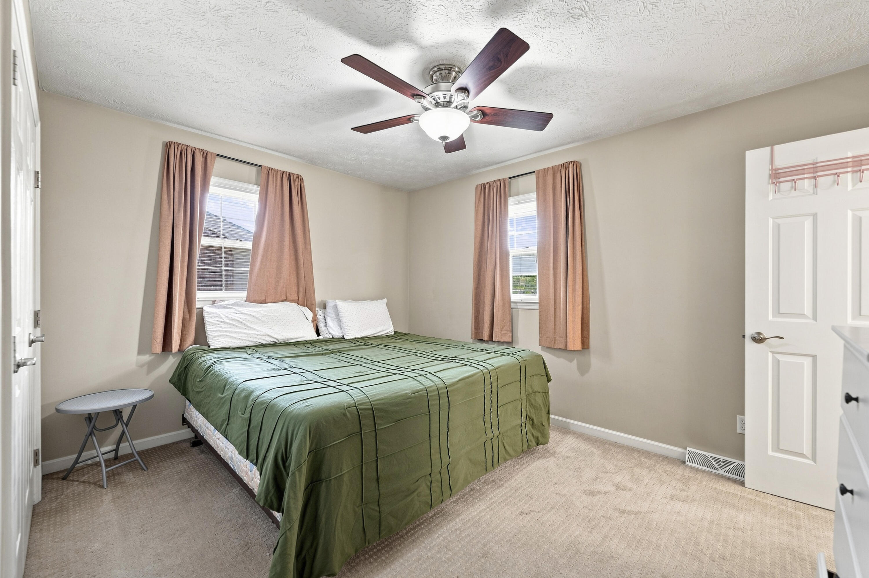 3909 Gladman Way Property Photo 14