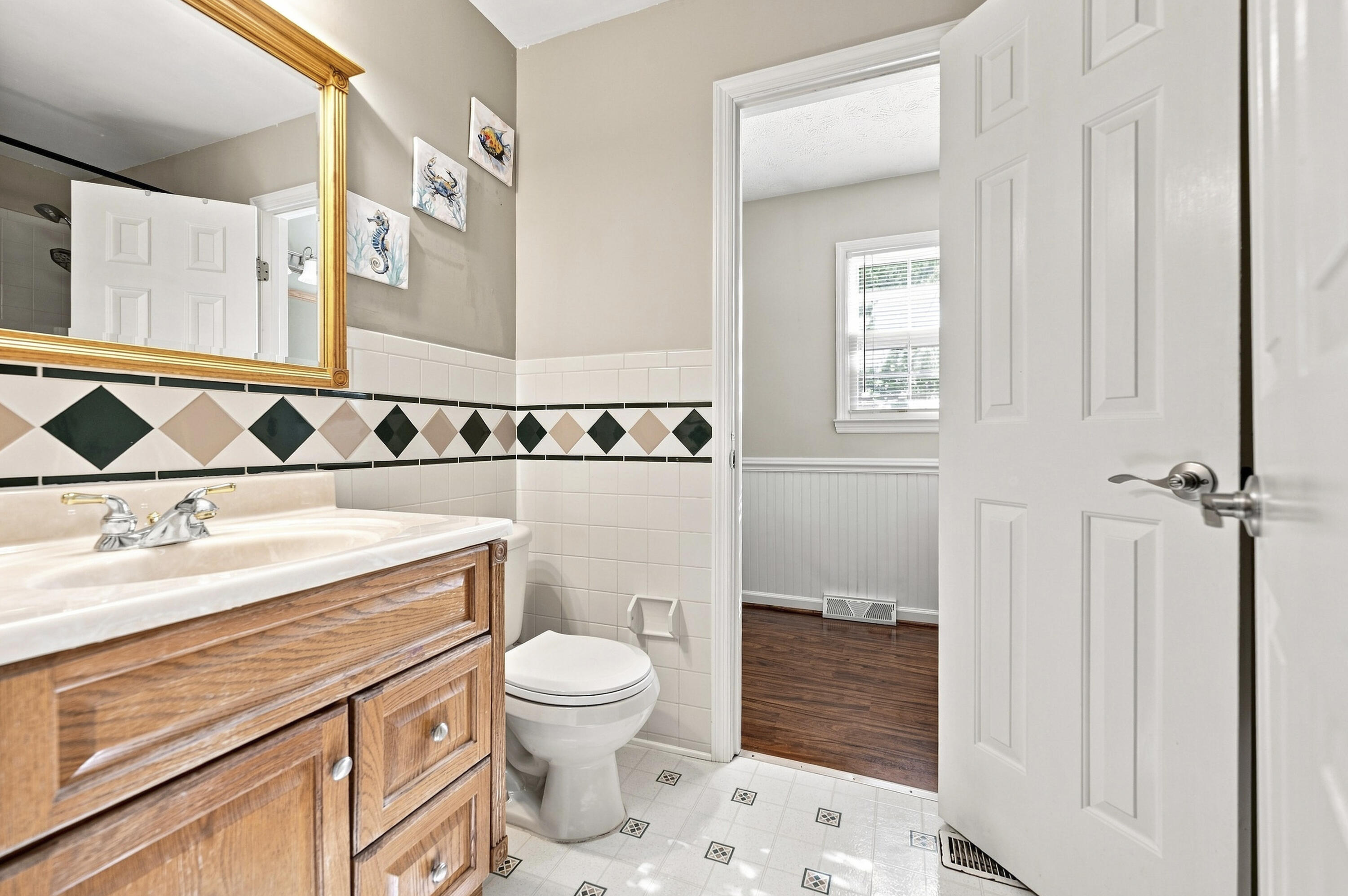 3909 Gladman Way Property Photo 17