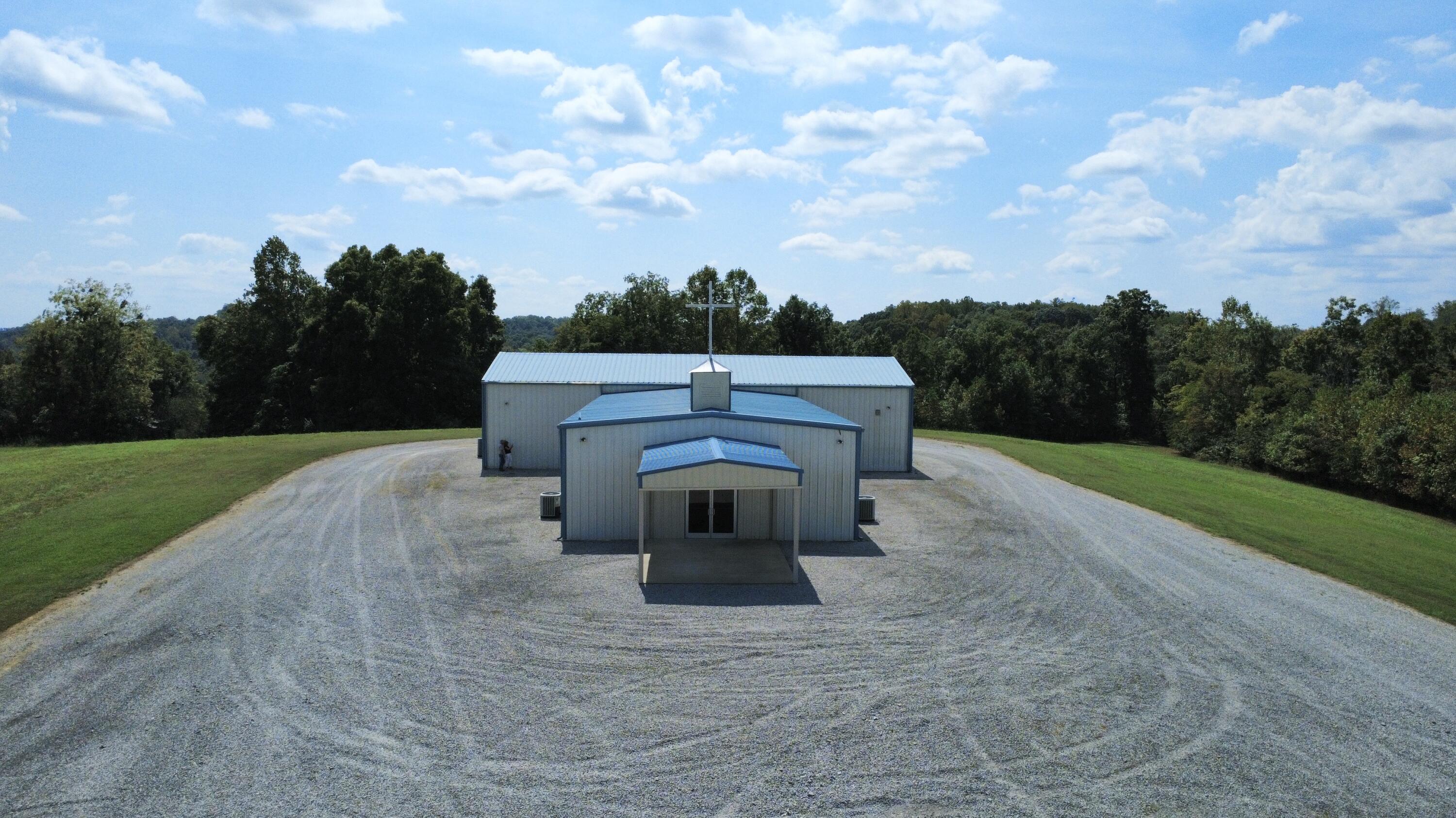 100 Ballenger Spur Road Property Photo 4