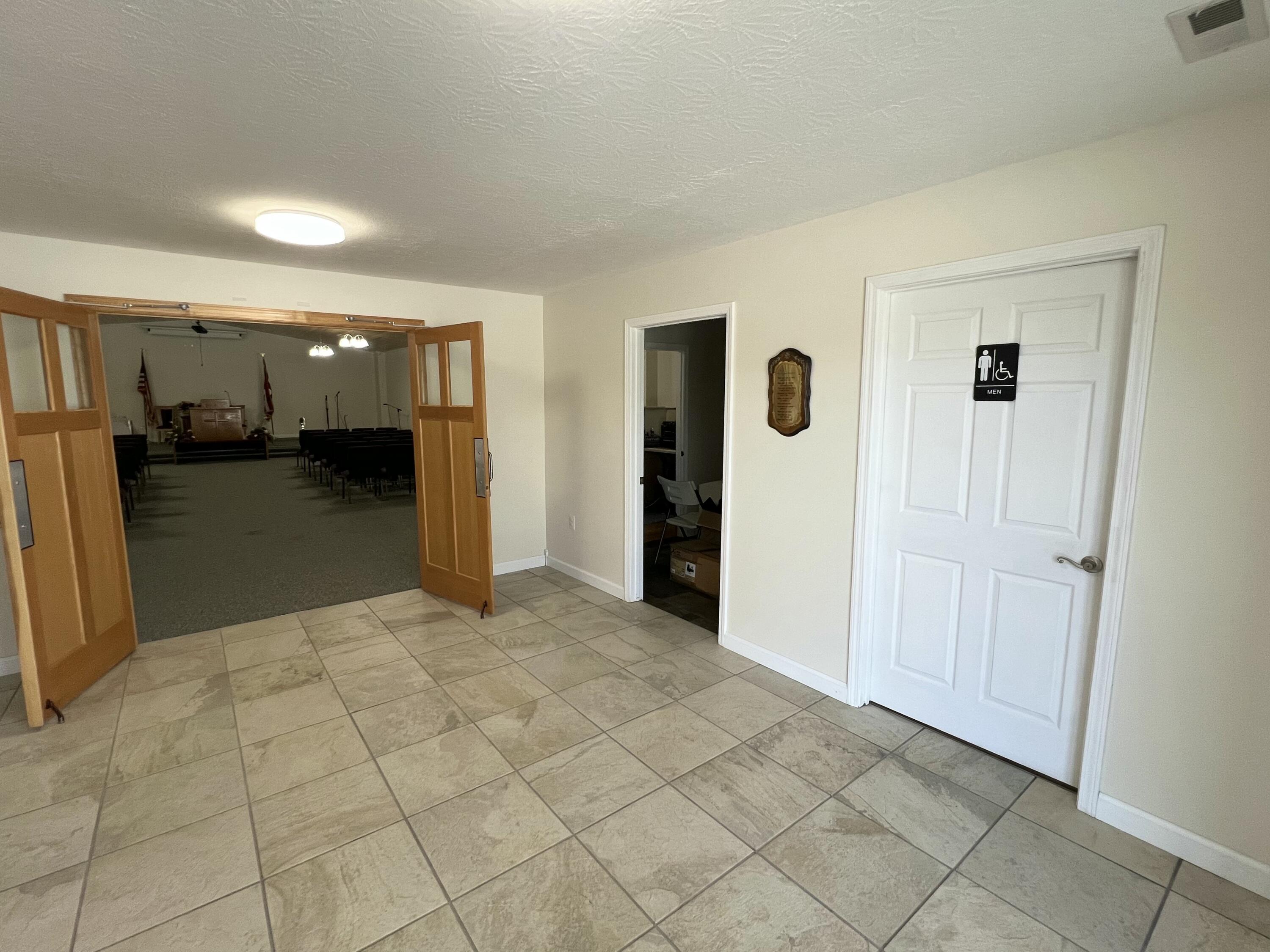 100 Ballenger Spur Road Property Photo 8