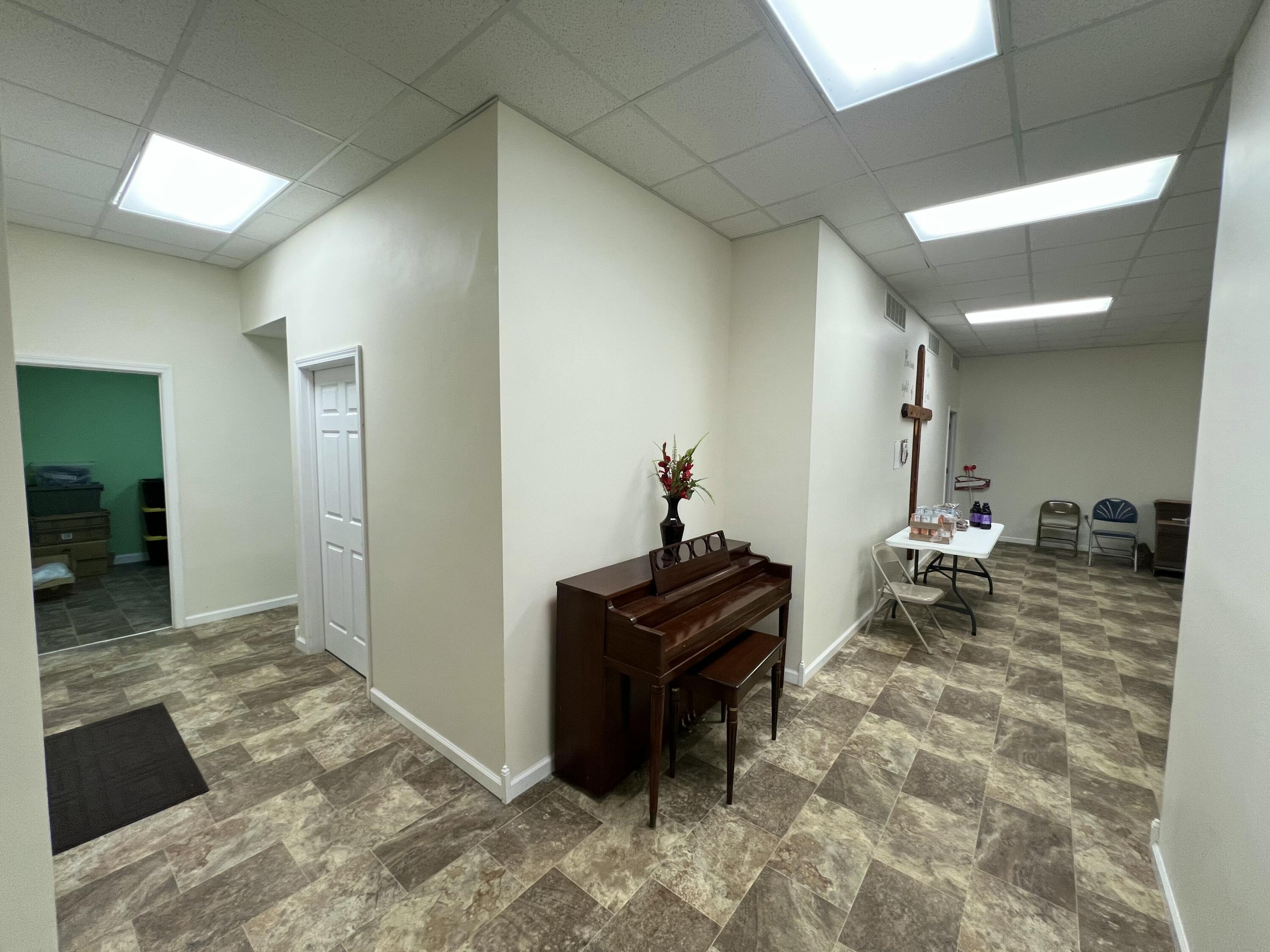 100 Ballenger Spur Road Property Photo 14