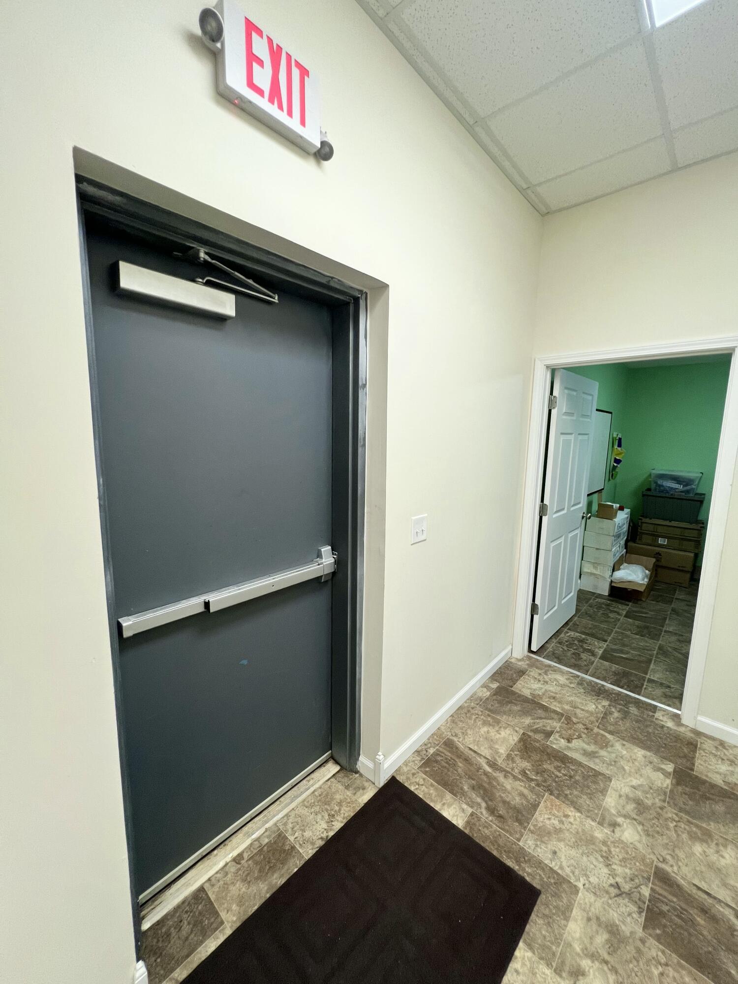 100 Ballenger Spur Road Property Photo 15