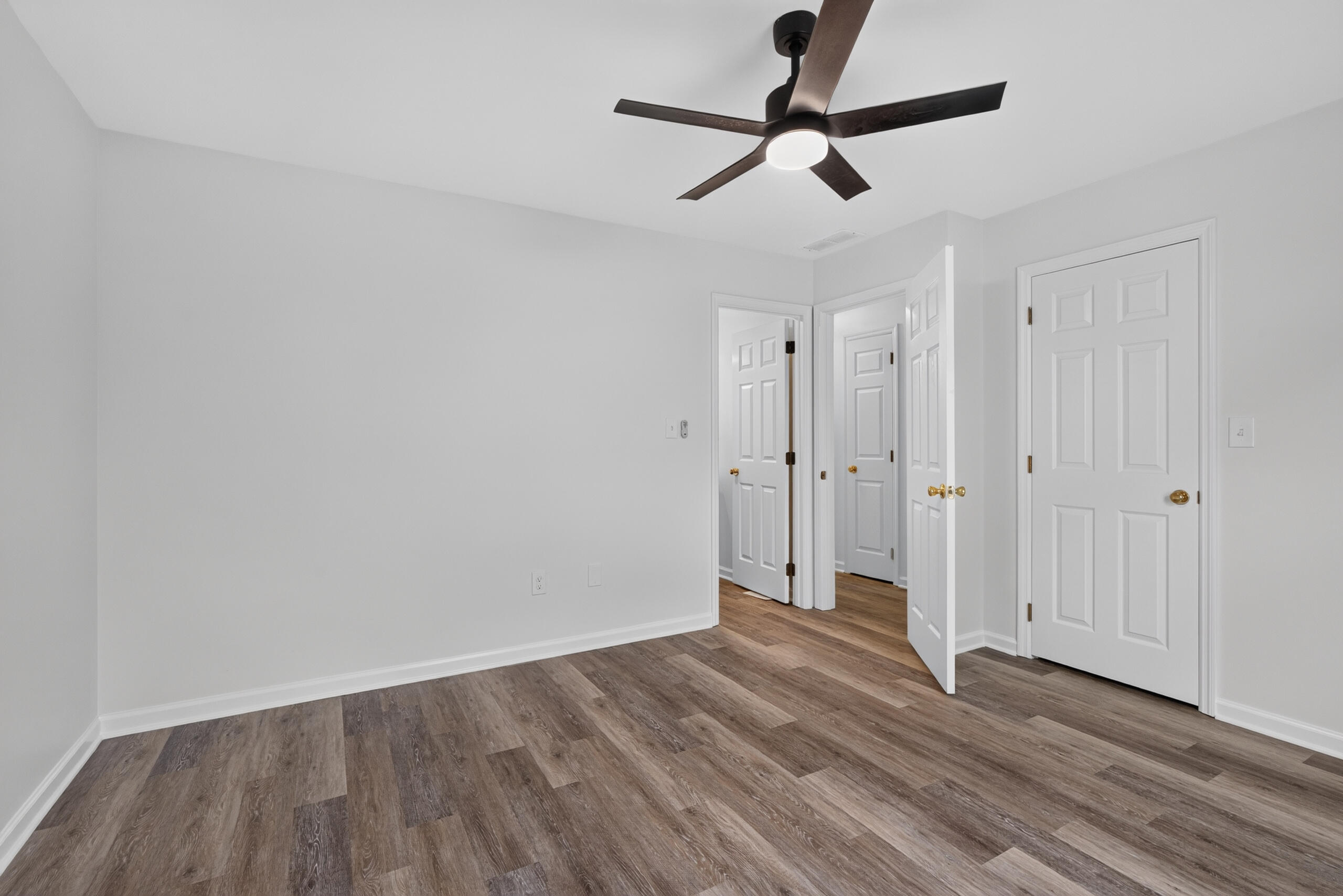 421 Merribrook Court Property Photo 21