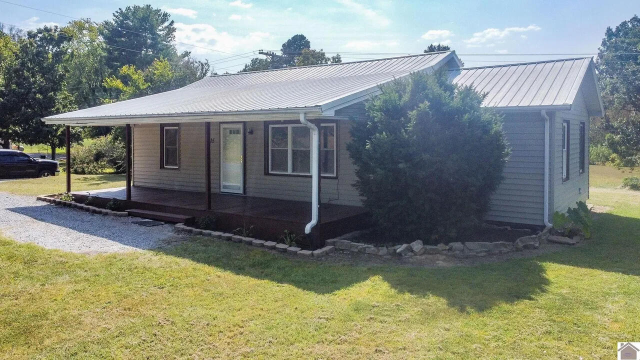 715 Cedar Grove Road Property Photo 1