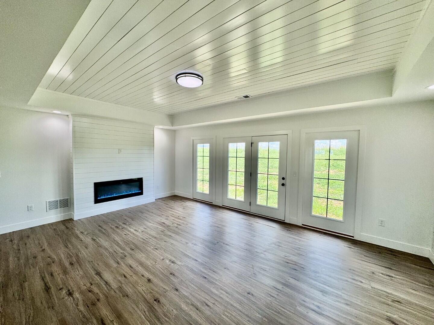 76 Mattingly Lane Property Photo 3