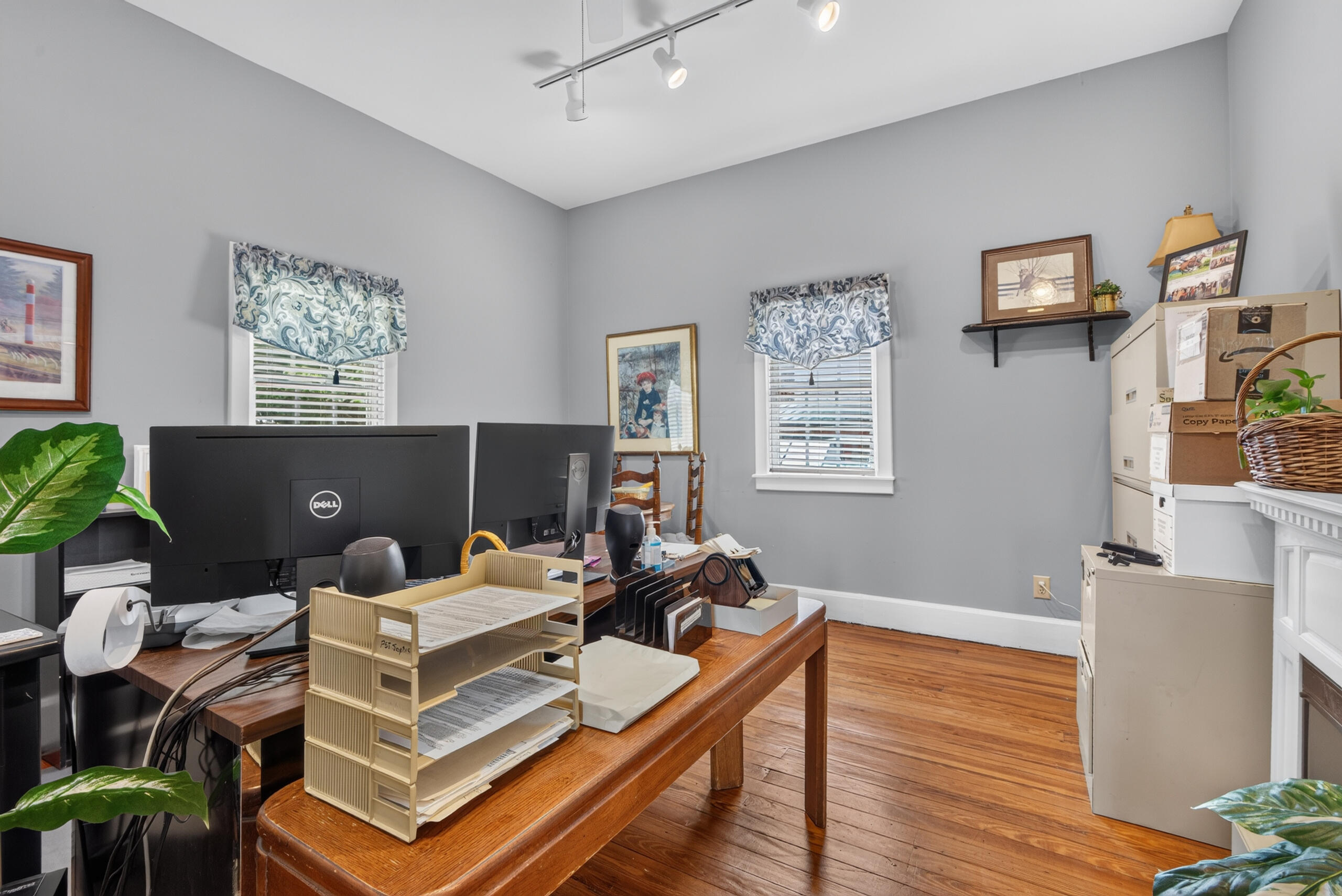122 N Locust Street Property Photo 19