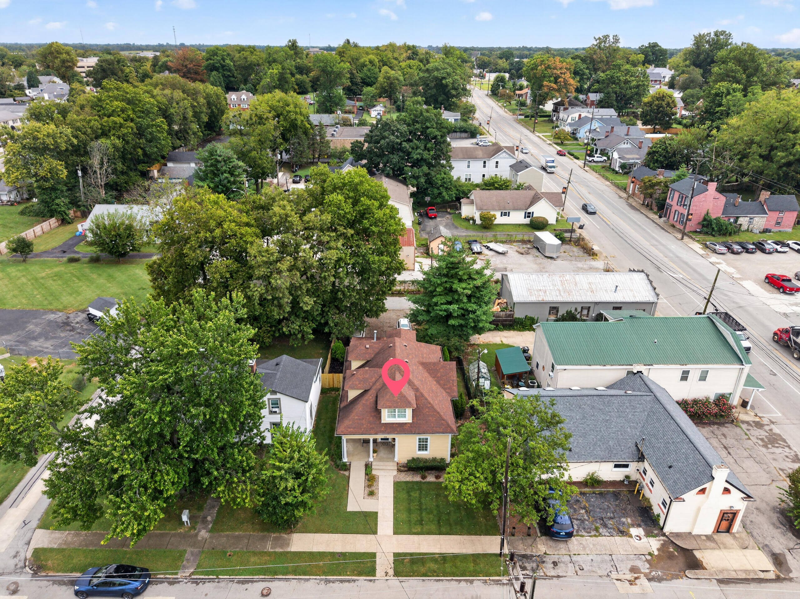 122 N Locust Street Property Photo 29