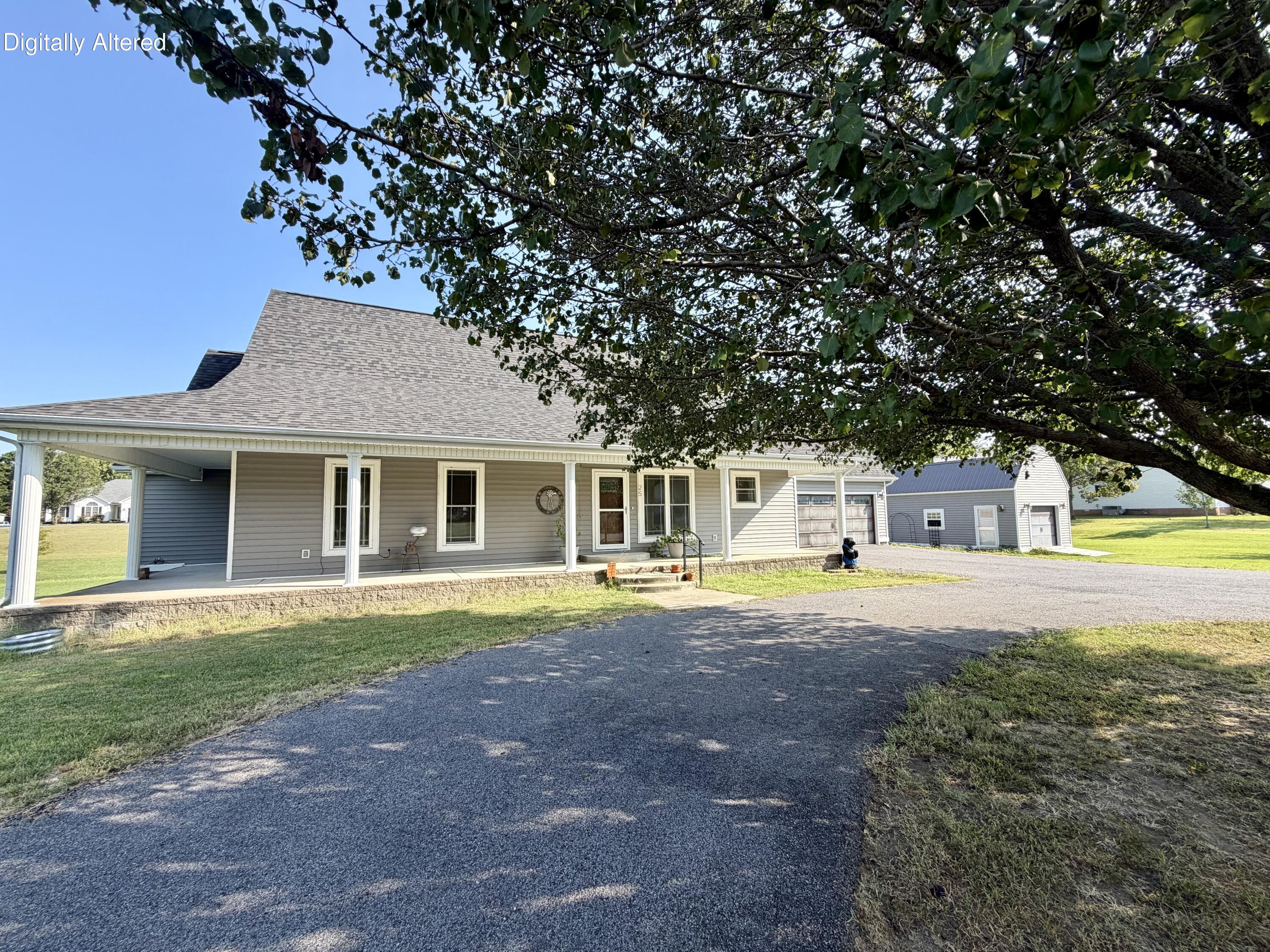 25 Kurt Drive Property Photo 1