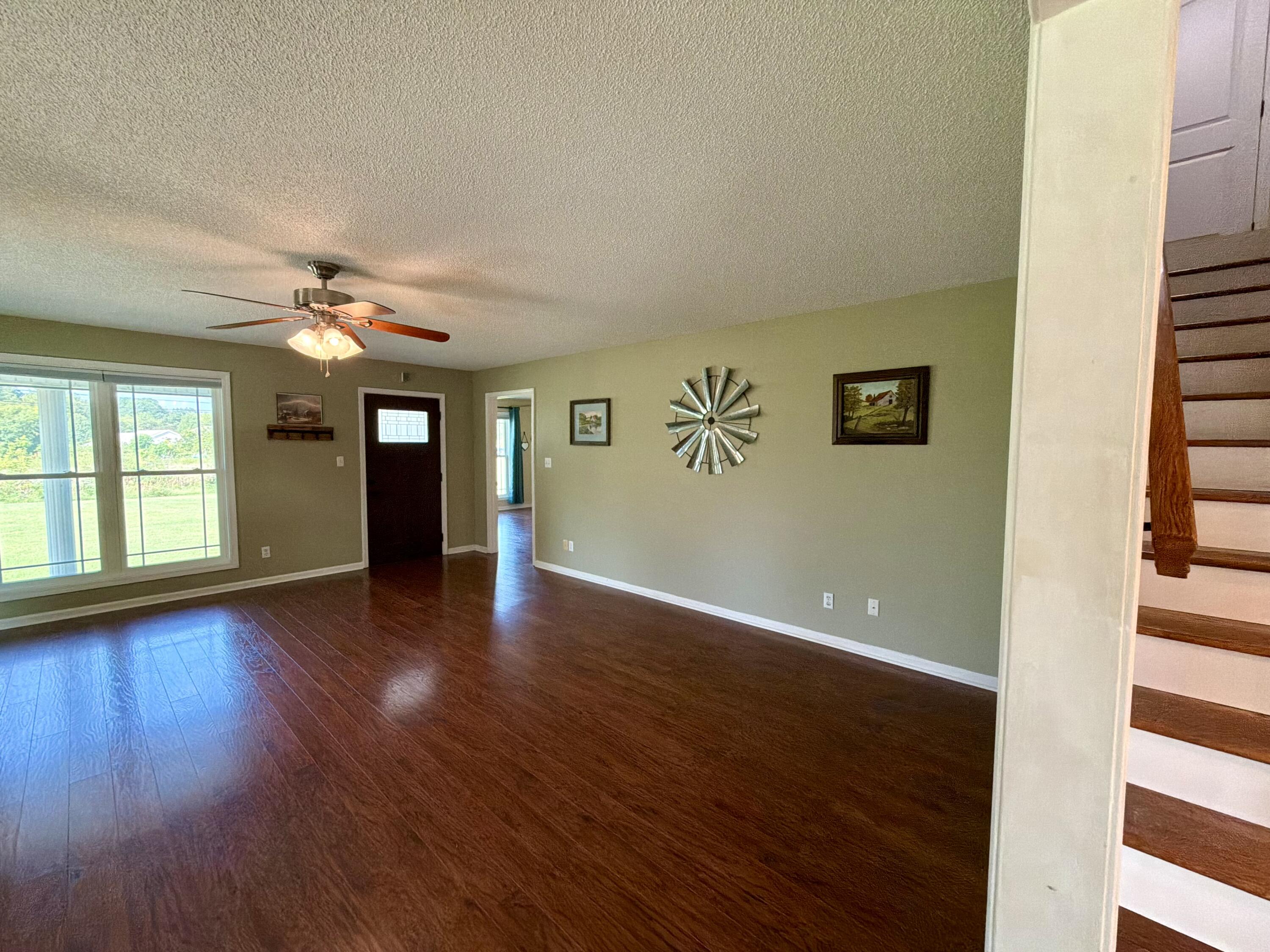 25 Kurt Drive Property Photo 10