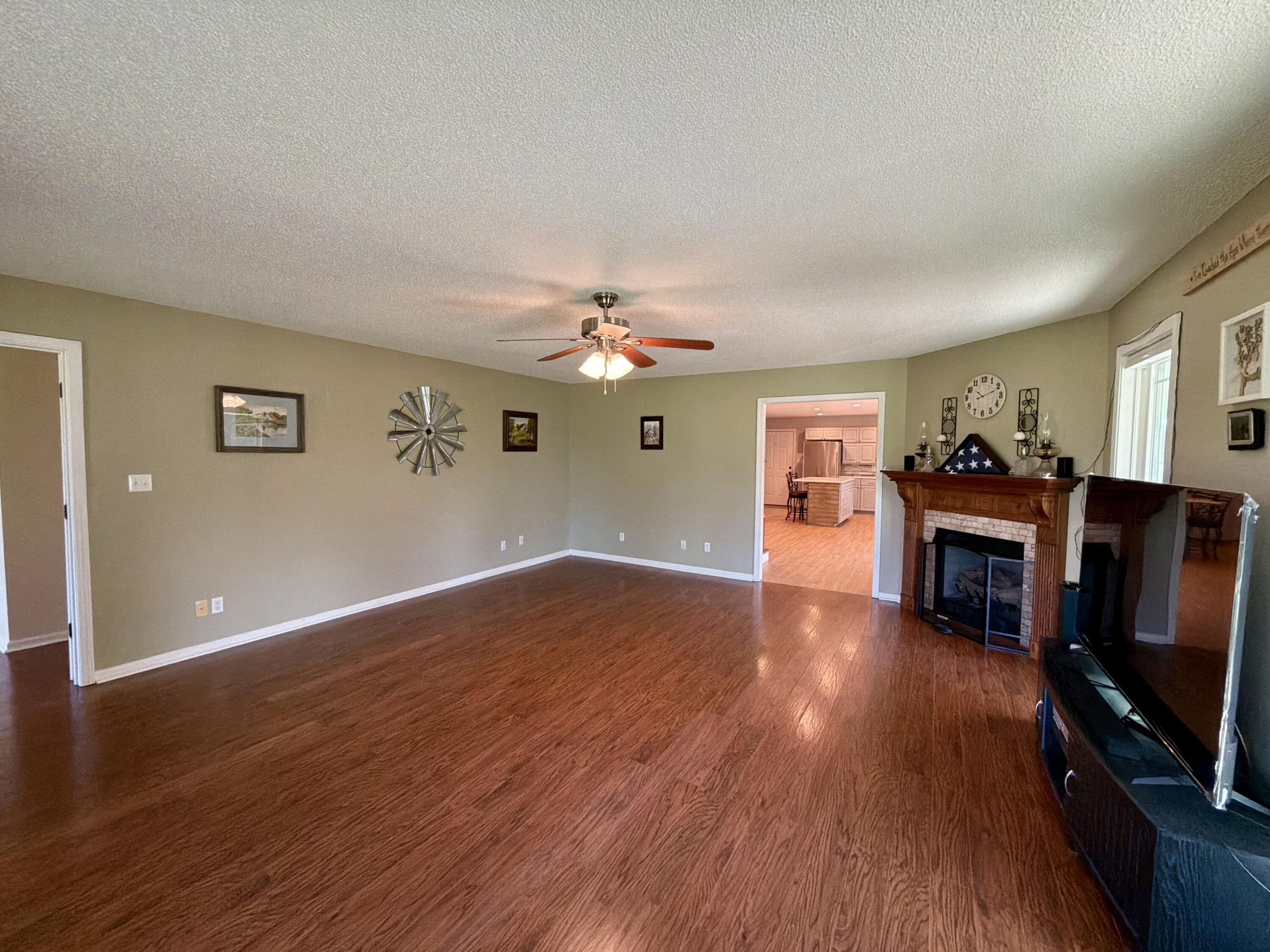 25 Kurt Drive Property Photo 11