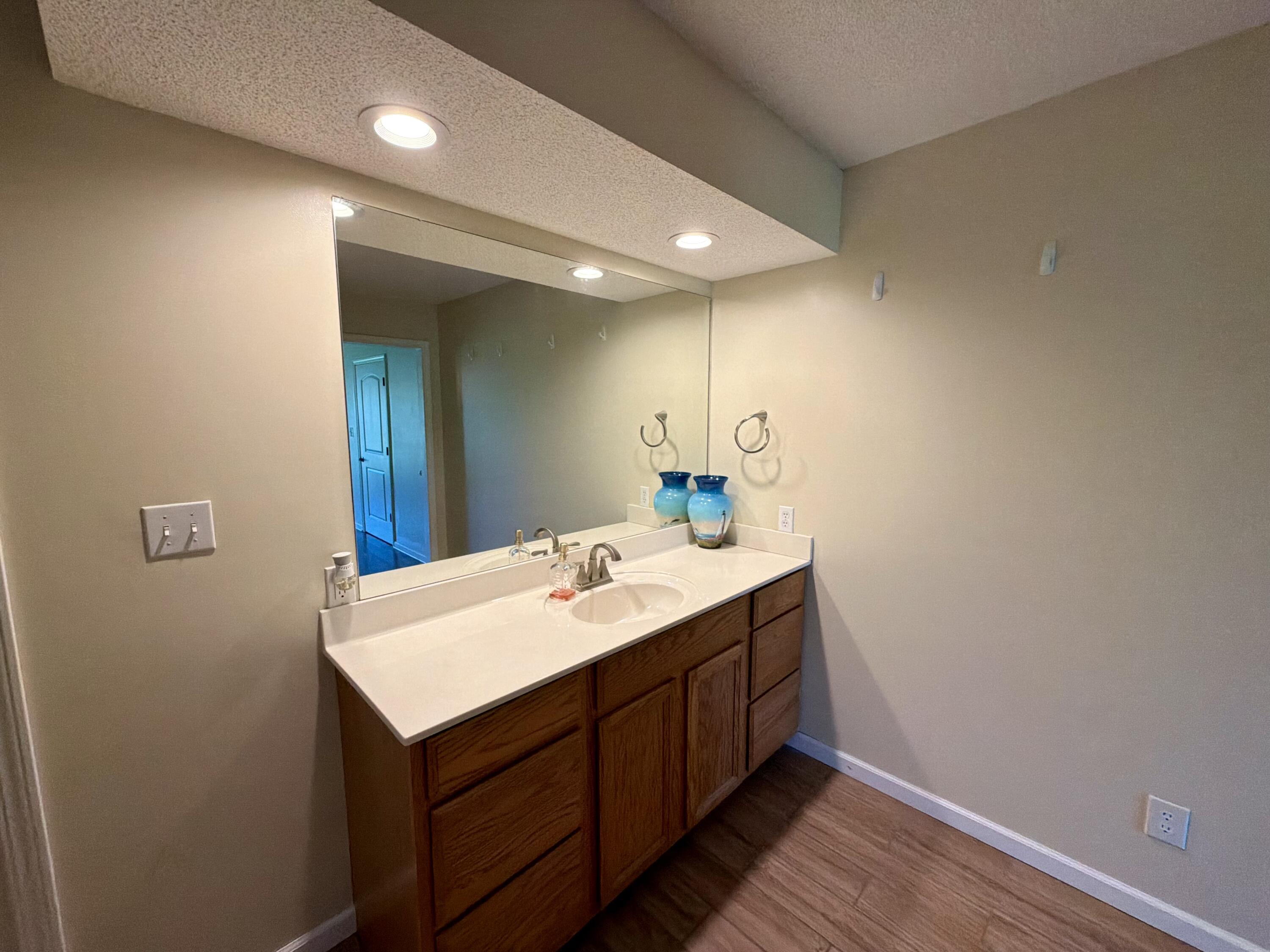 25 Kurt Drive Property Photo 36
