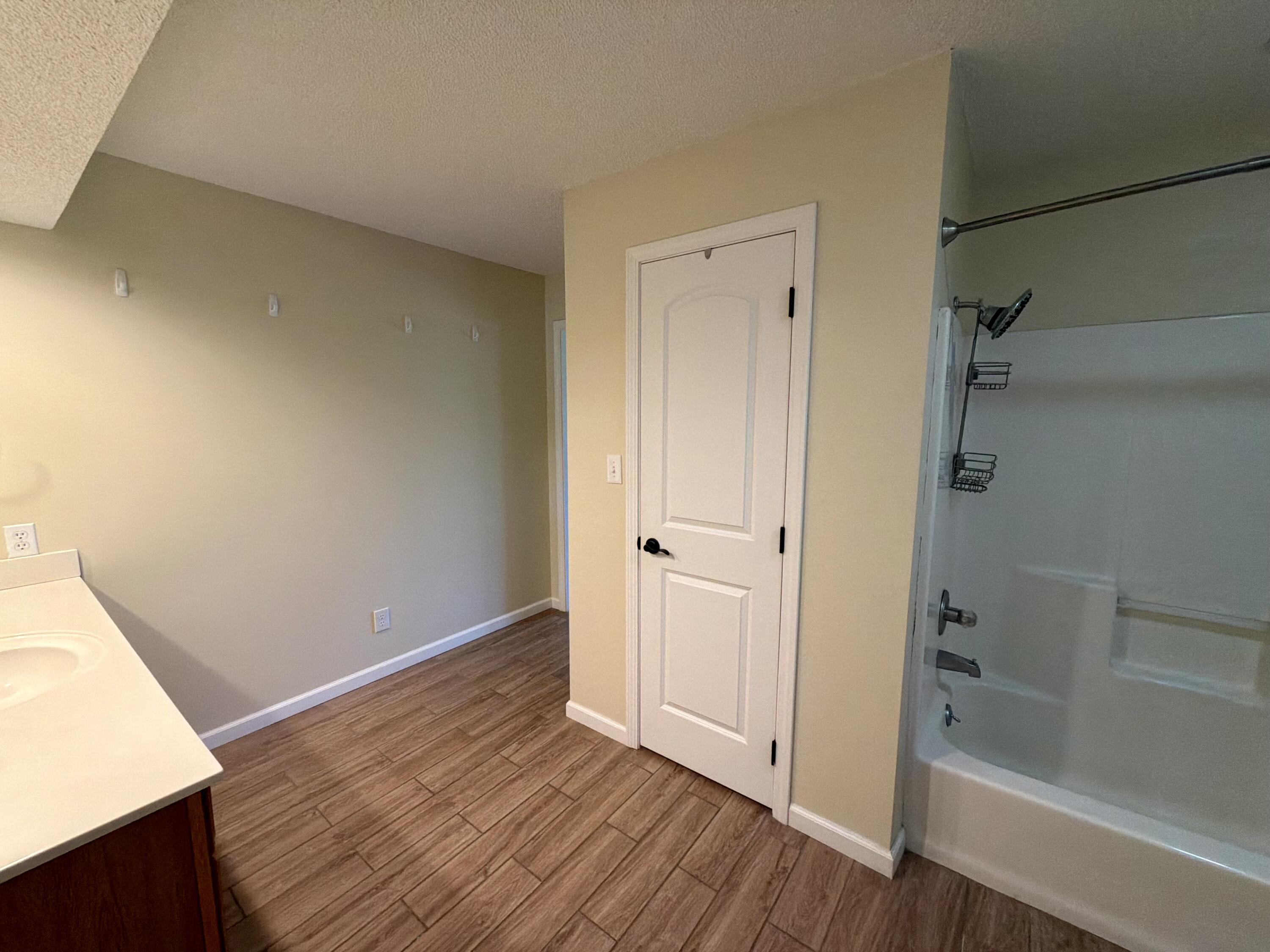 25 Kurt Drive Property Photo 37